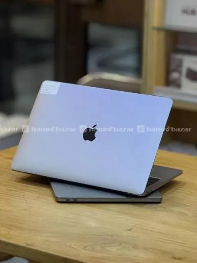Apple MacBook Pro 13 Inch 2
