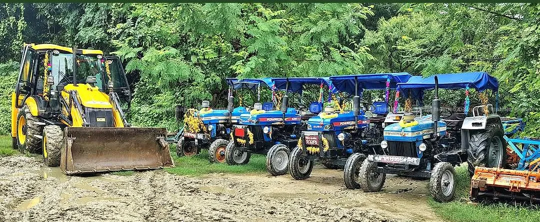 JCB and tractor for rent in Janakpurdham