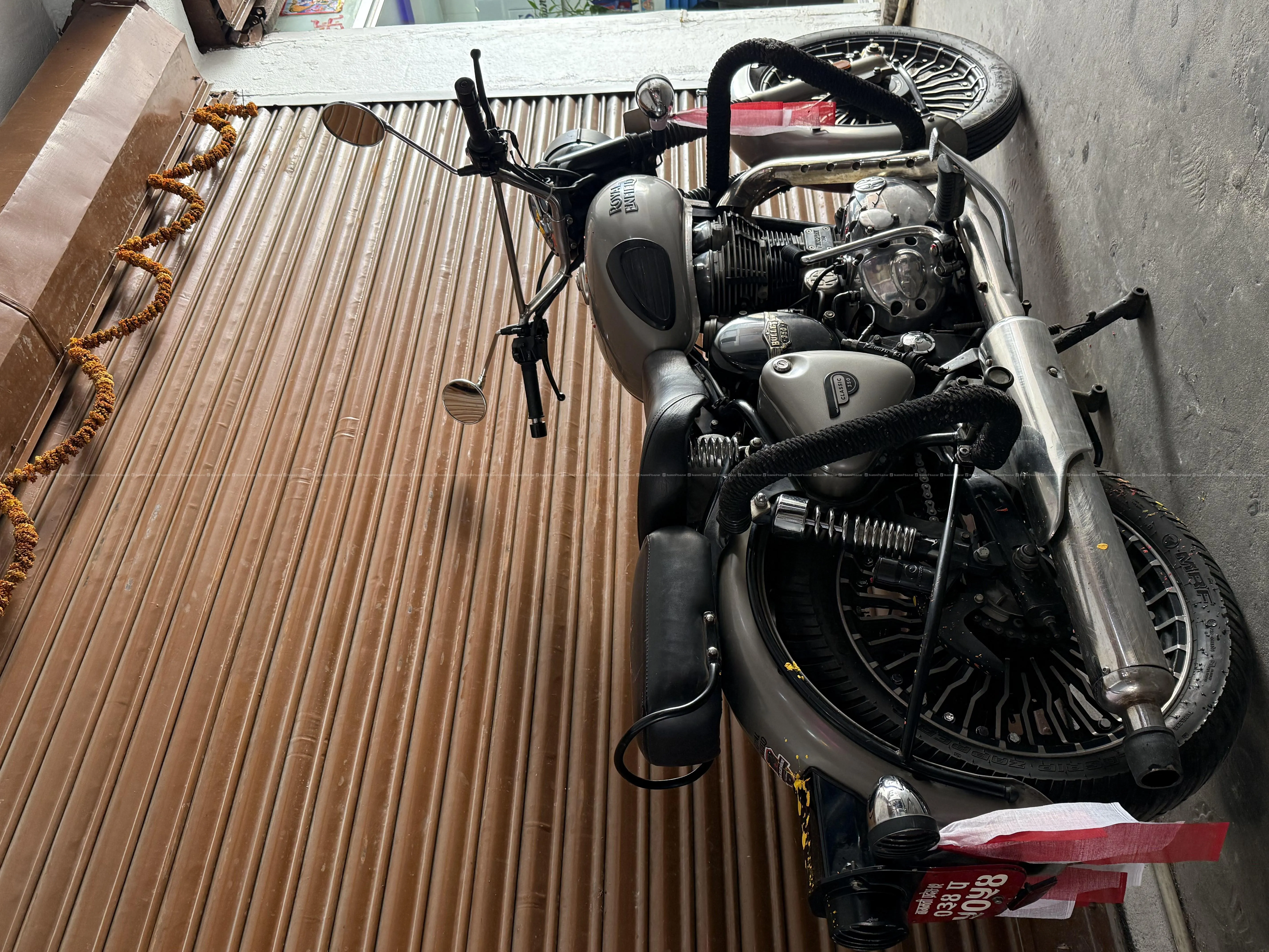 Royal Enfield Classic 350 5