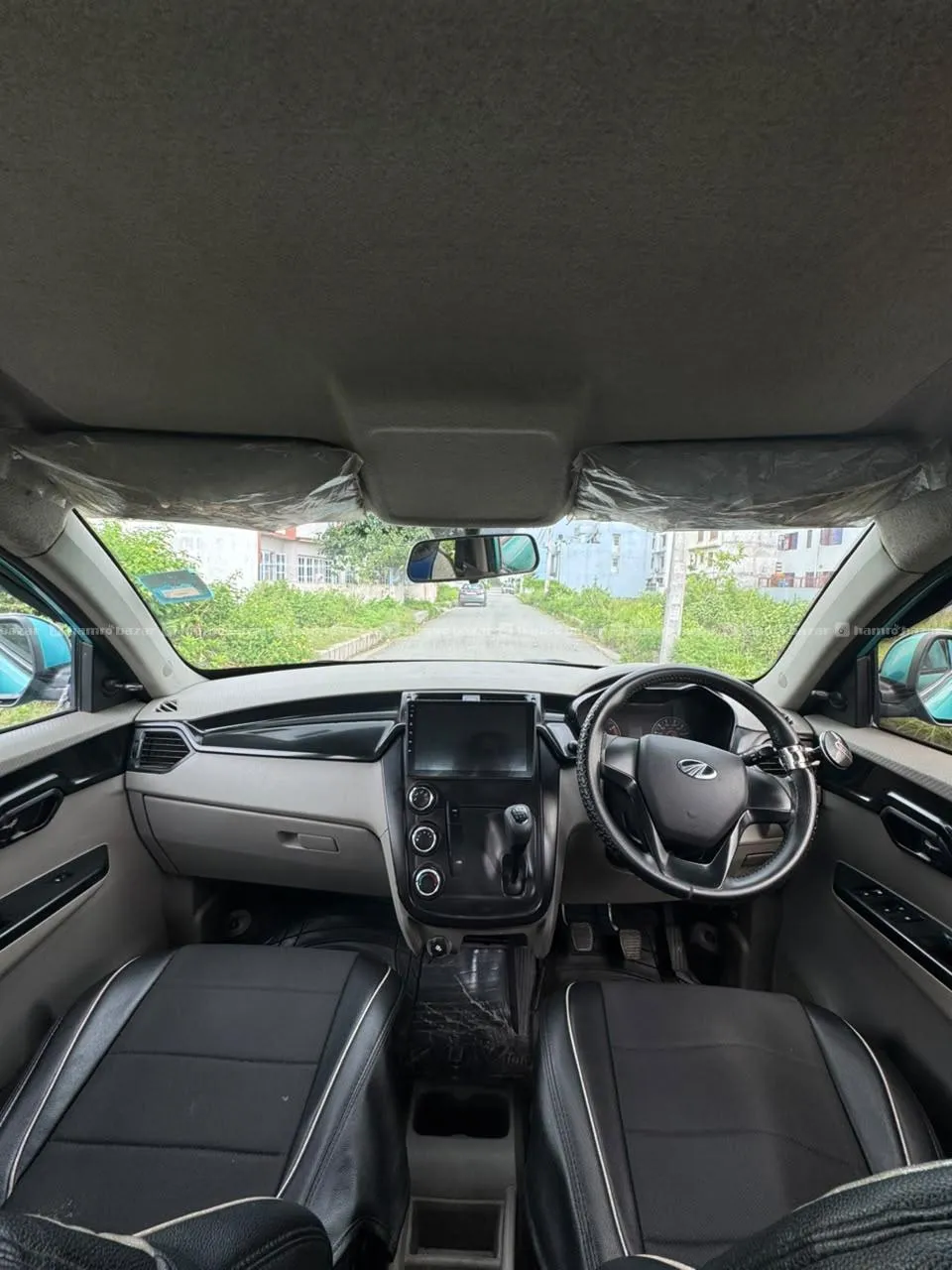 Mahindra kuv 100 single hand 2016 model 2