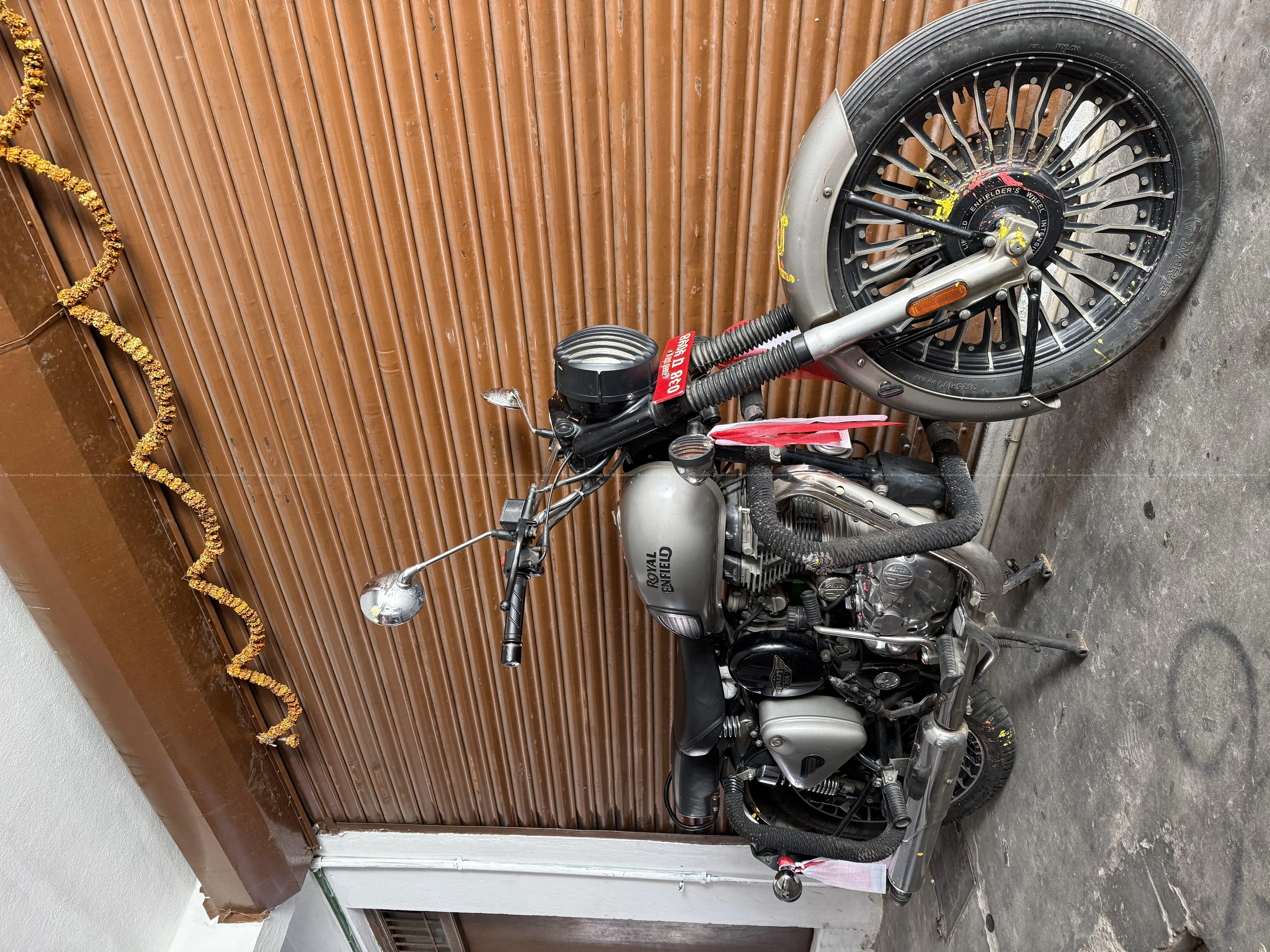 Royal Enfield Classic 350