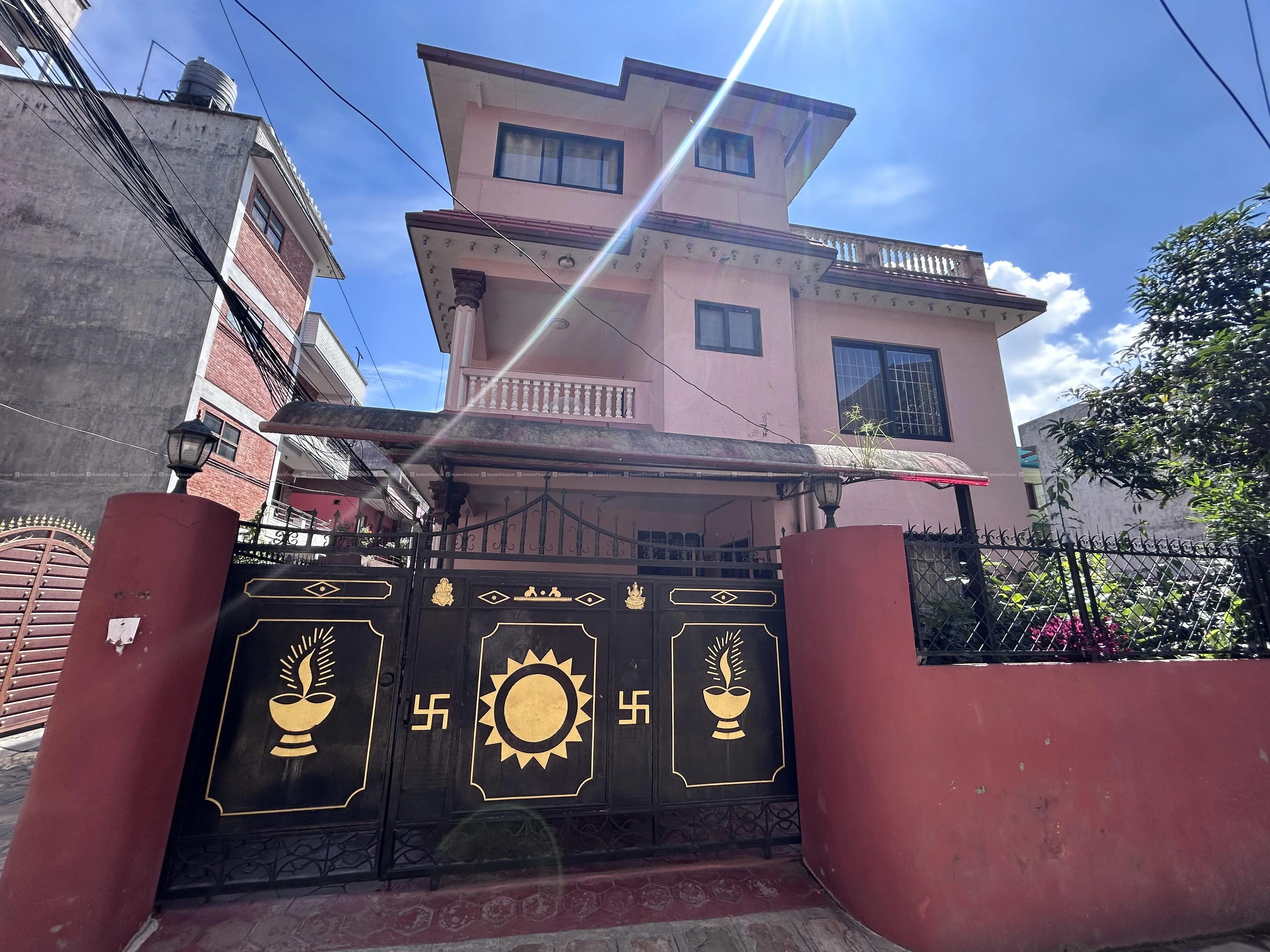Spacious house for sale at center location