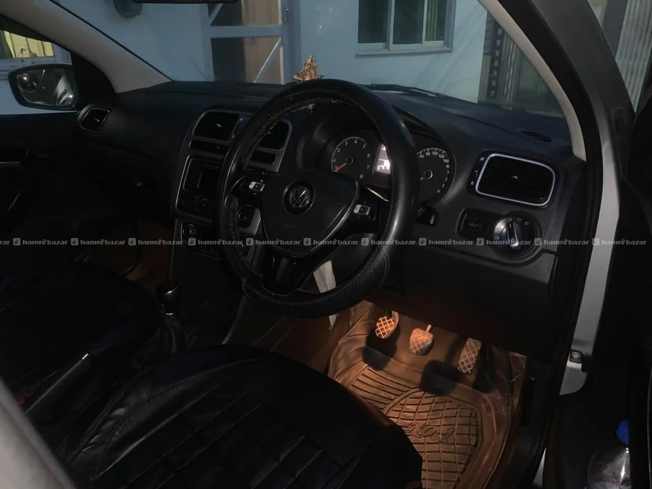 2015 Volkswagen Cross Polo 5