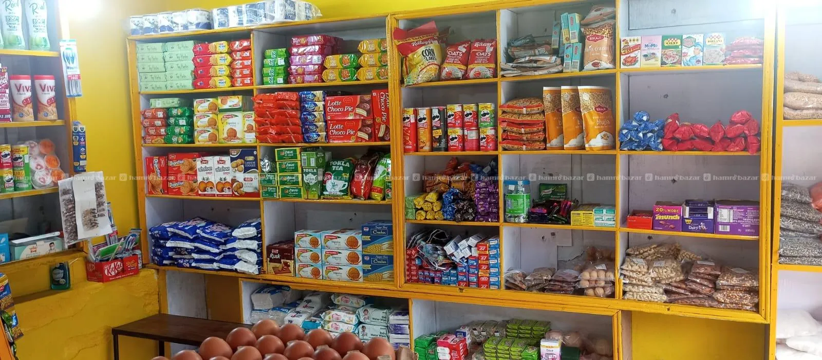 मार्ट जस्तो  किराना पसल बिक्रीमा B&B होस्पिटल