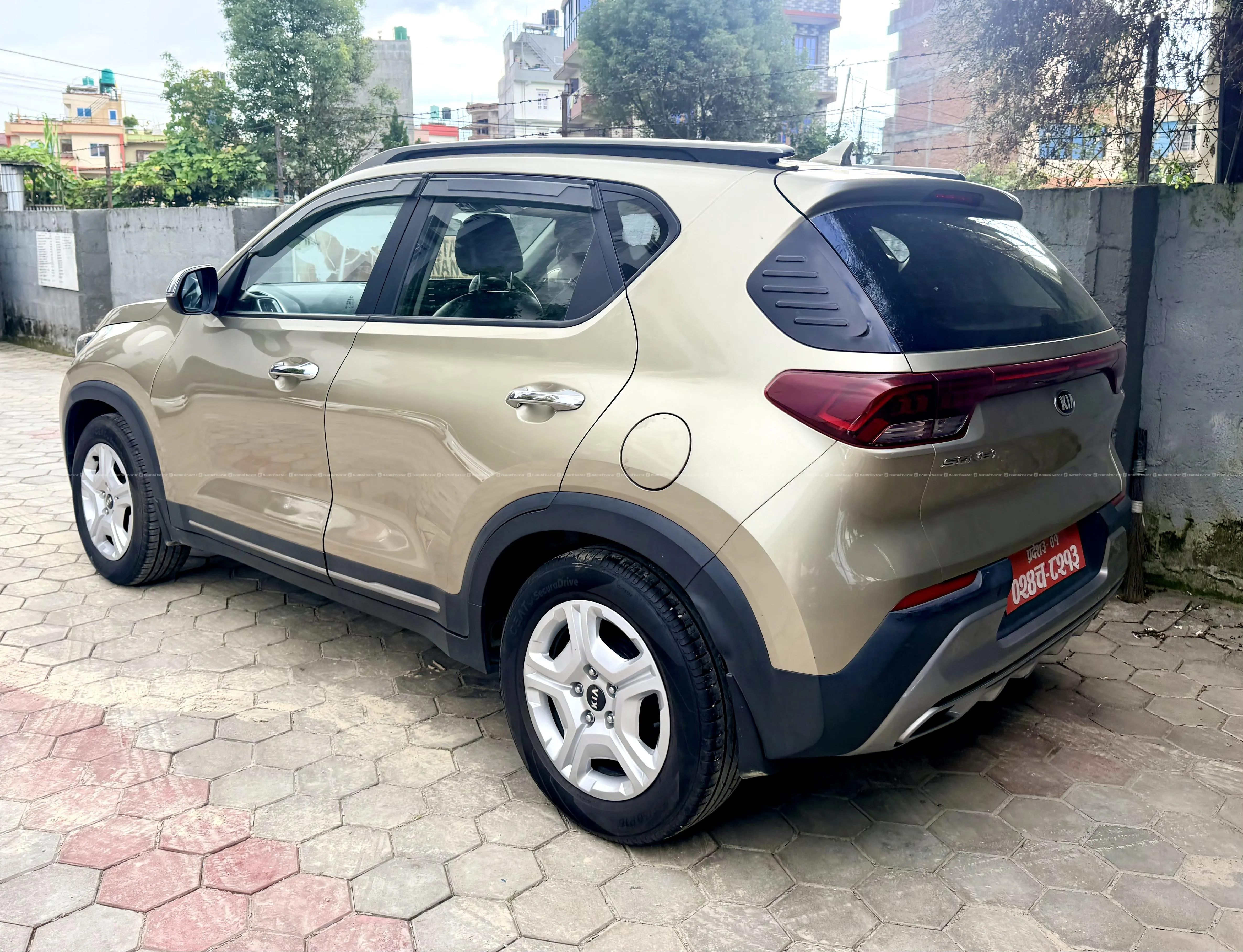 singelahnd 2021 kia sonet HTX sunroof 60% finance 6