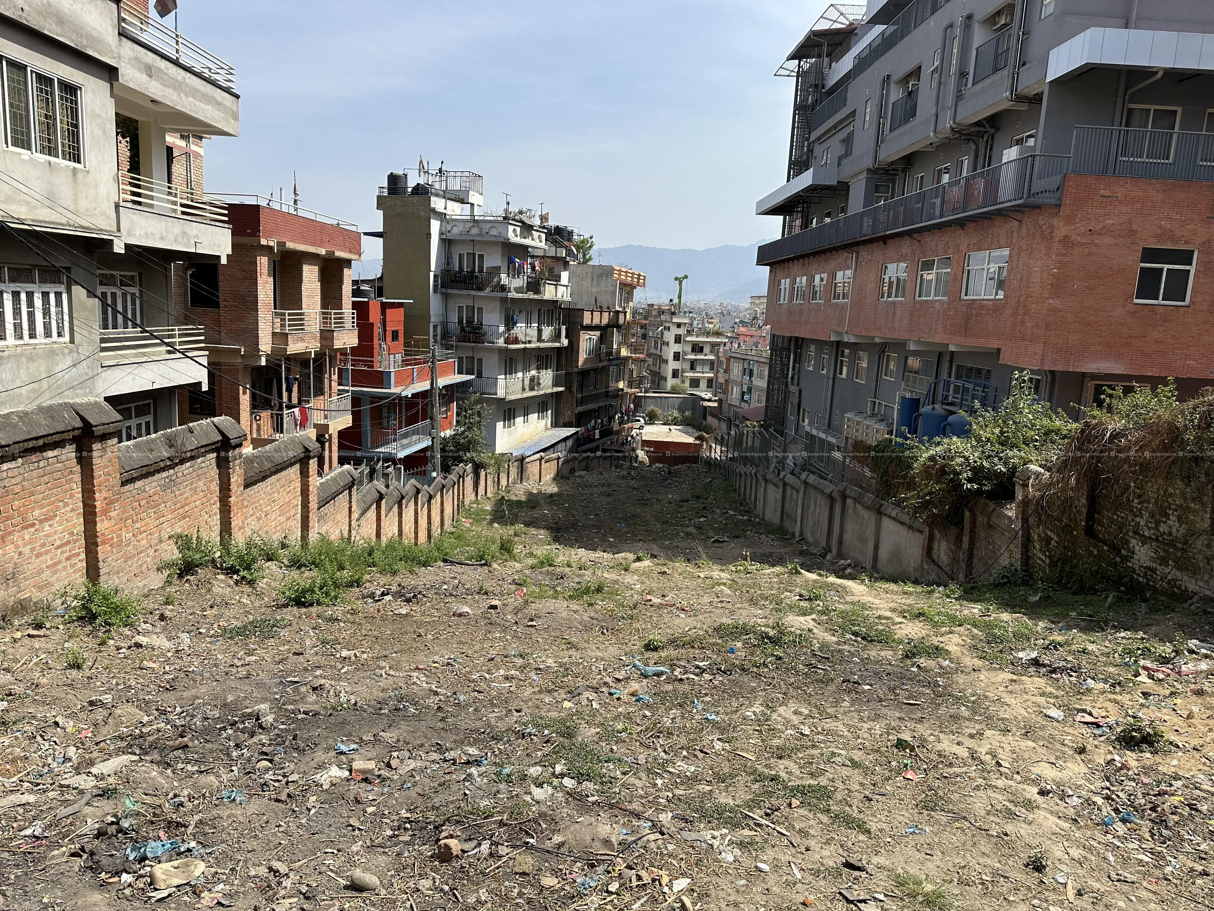 Land on rent beside BNB Hospital.