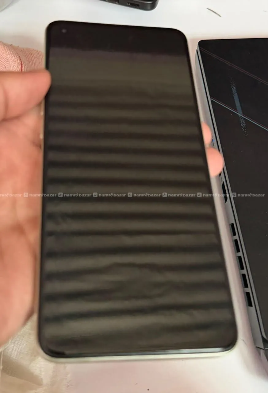 Oppo F21s 3