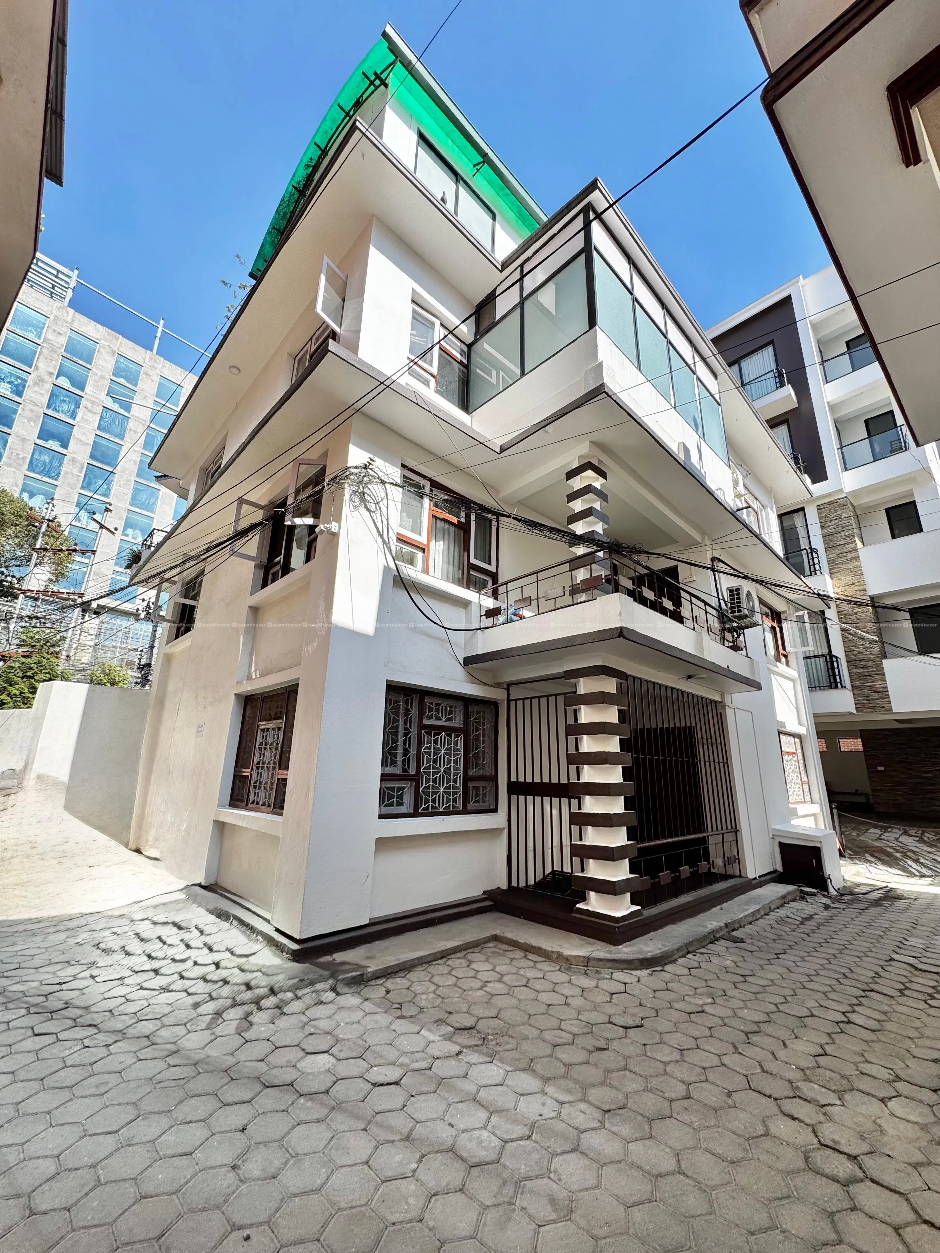 FLAT RENT AT JHAMSIKHEL-PULCHOWK