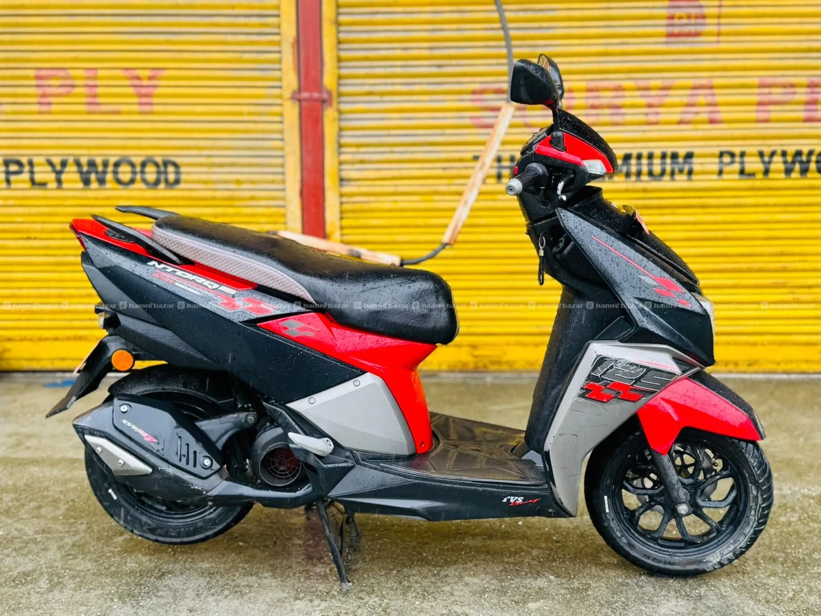 ntorq 125 race edition fi one hand sale 4