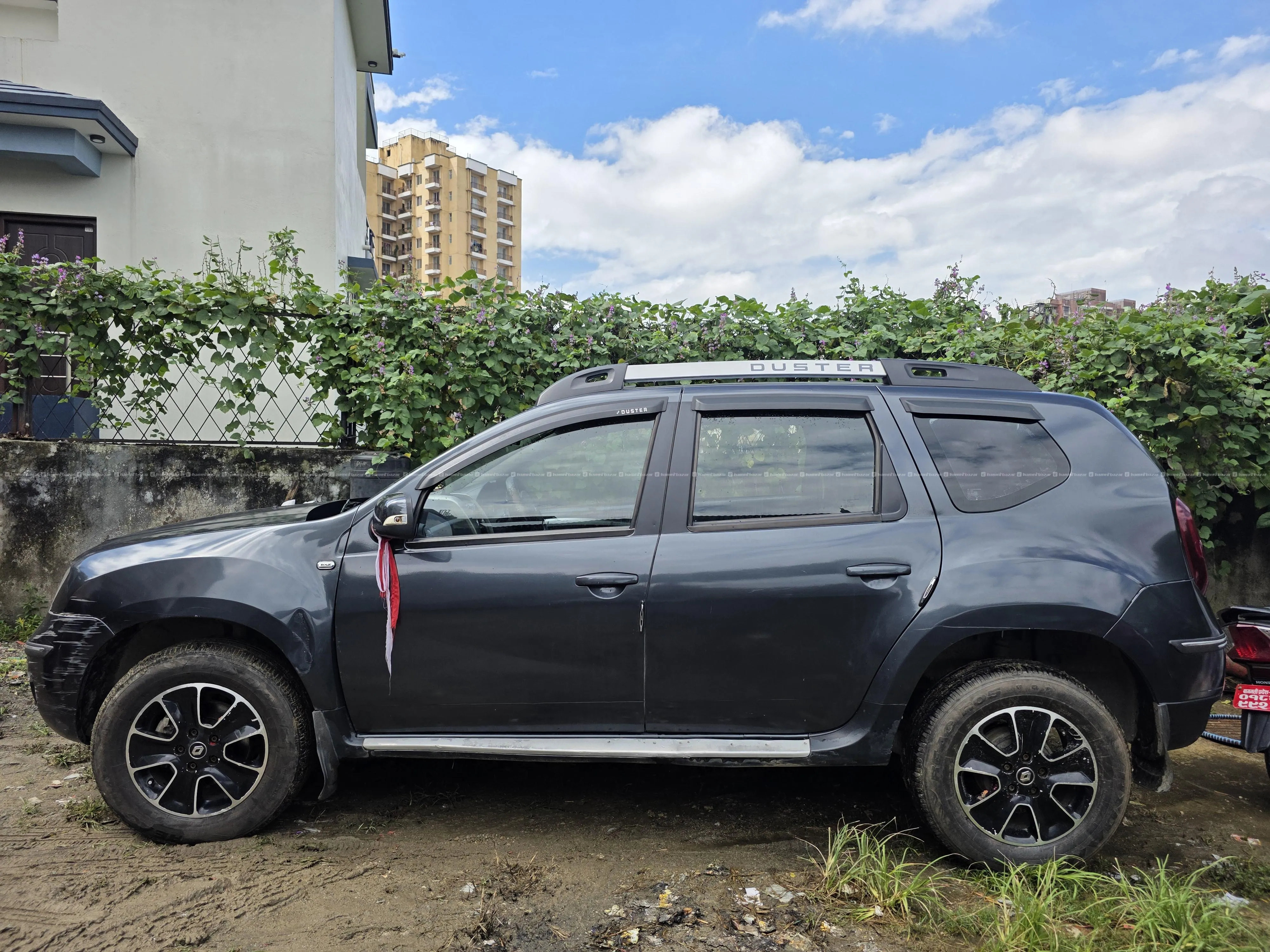 RENAULT DUSTER 5
