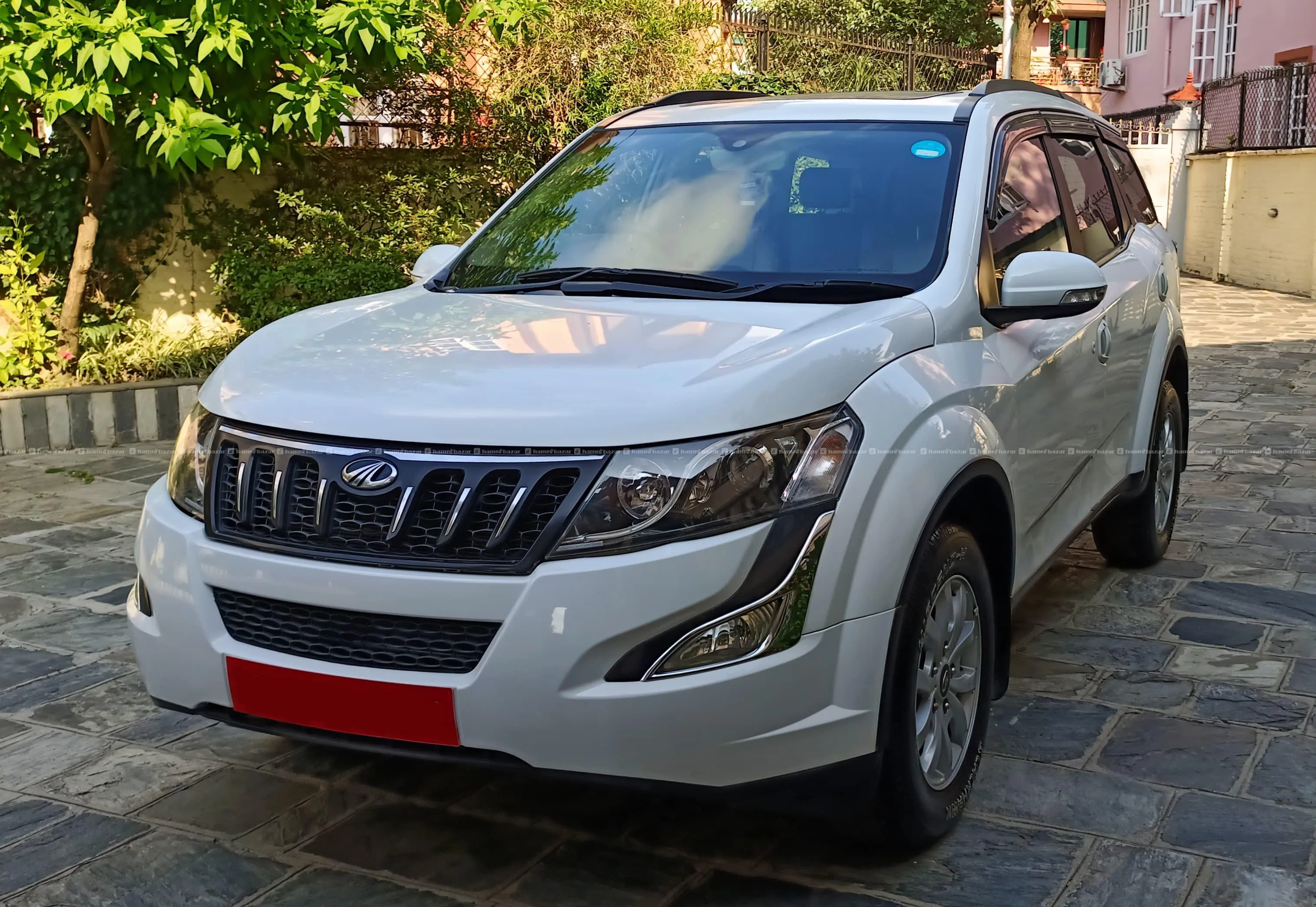 Mahindra SUV W10(2016) 7