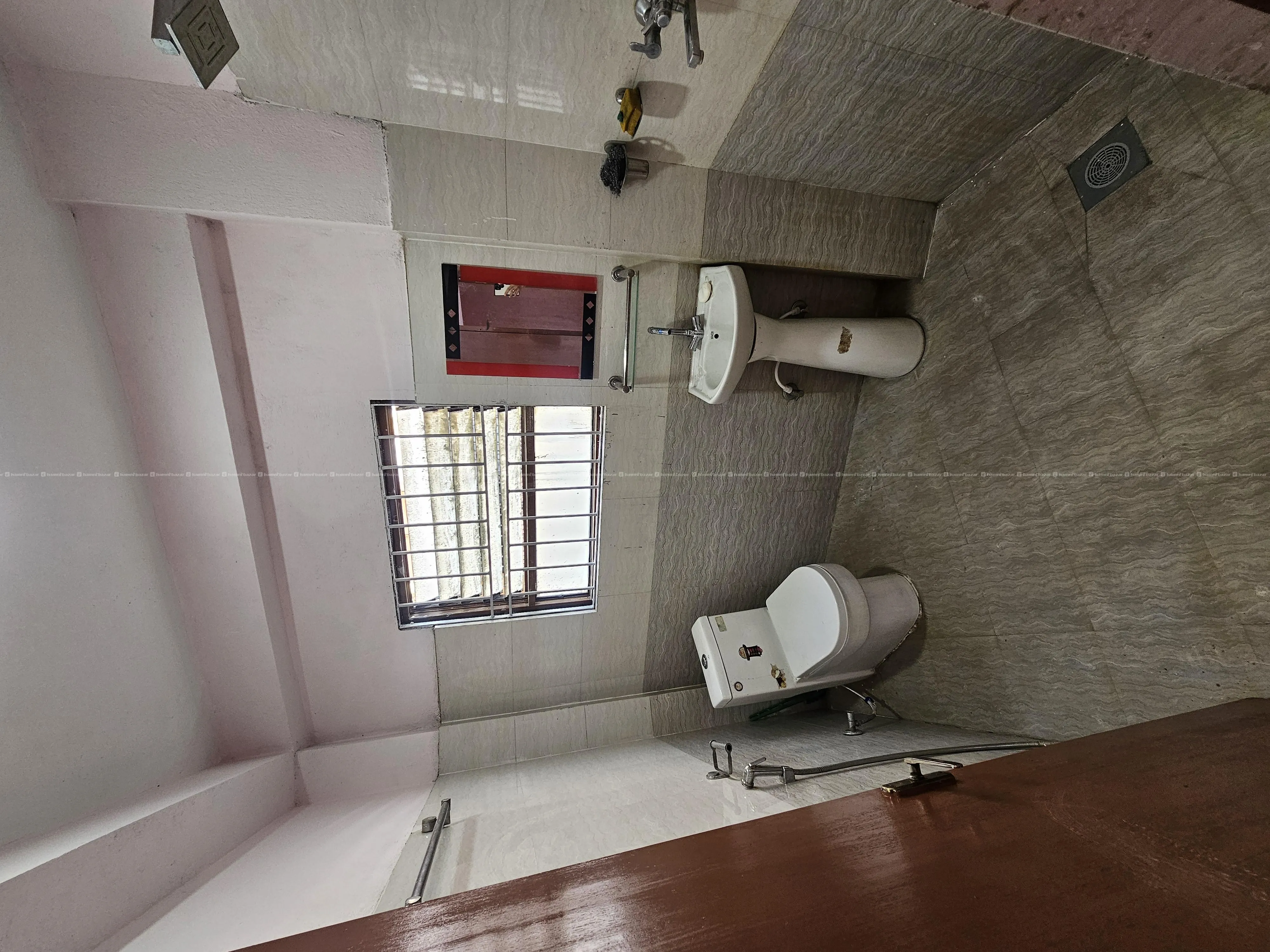 2BHK ROOM FOR RENT IN MANDIKATAR FAAT SUNDARBASTI