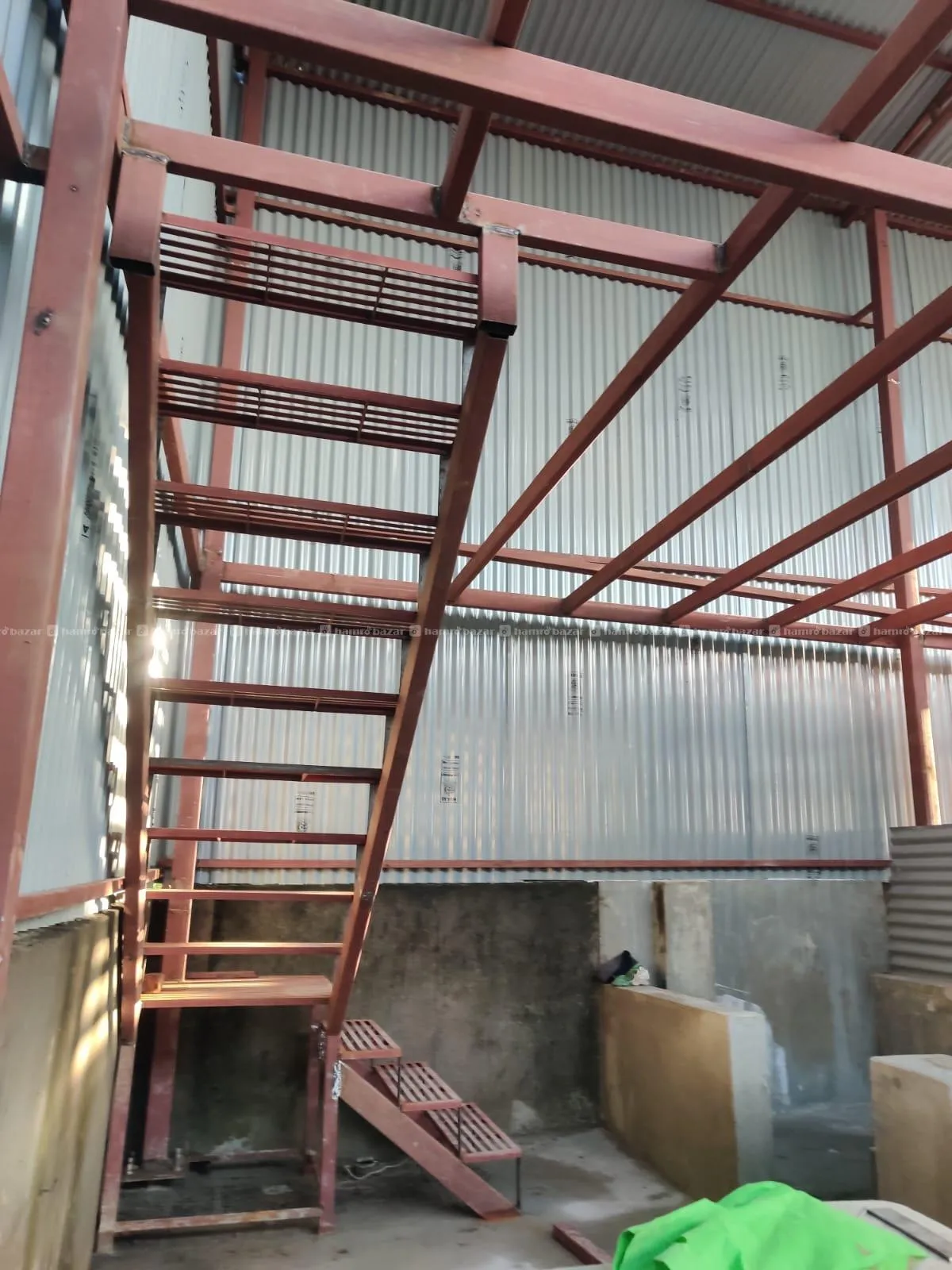 COMMERCIAL PROPERTY / LAND FOR RENT – 36,000 SQ FT 2