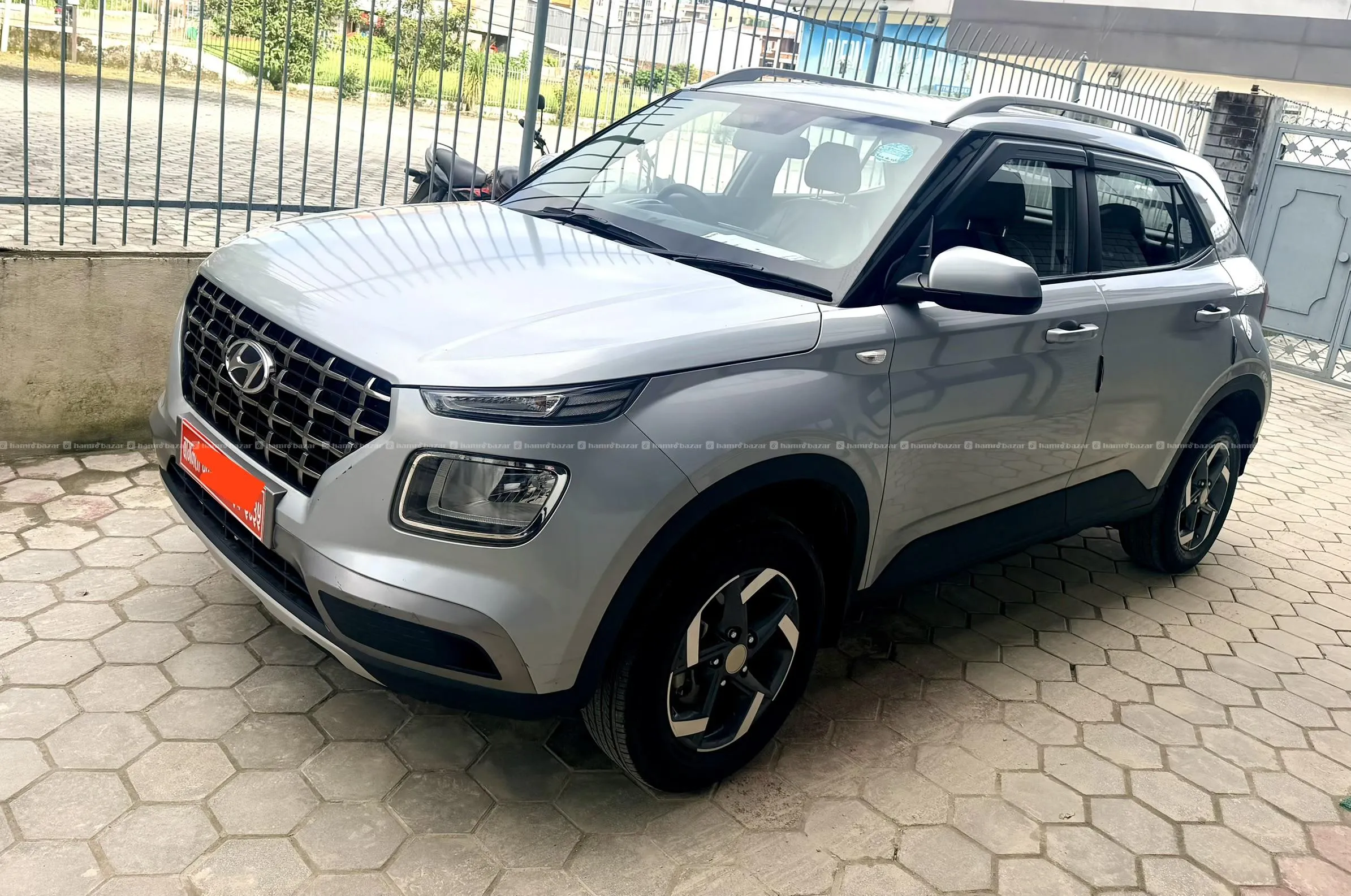 newlike 2021 hyundai venue 1.2 60% finance 26k km 5