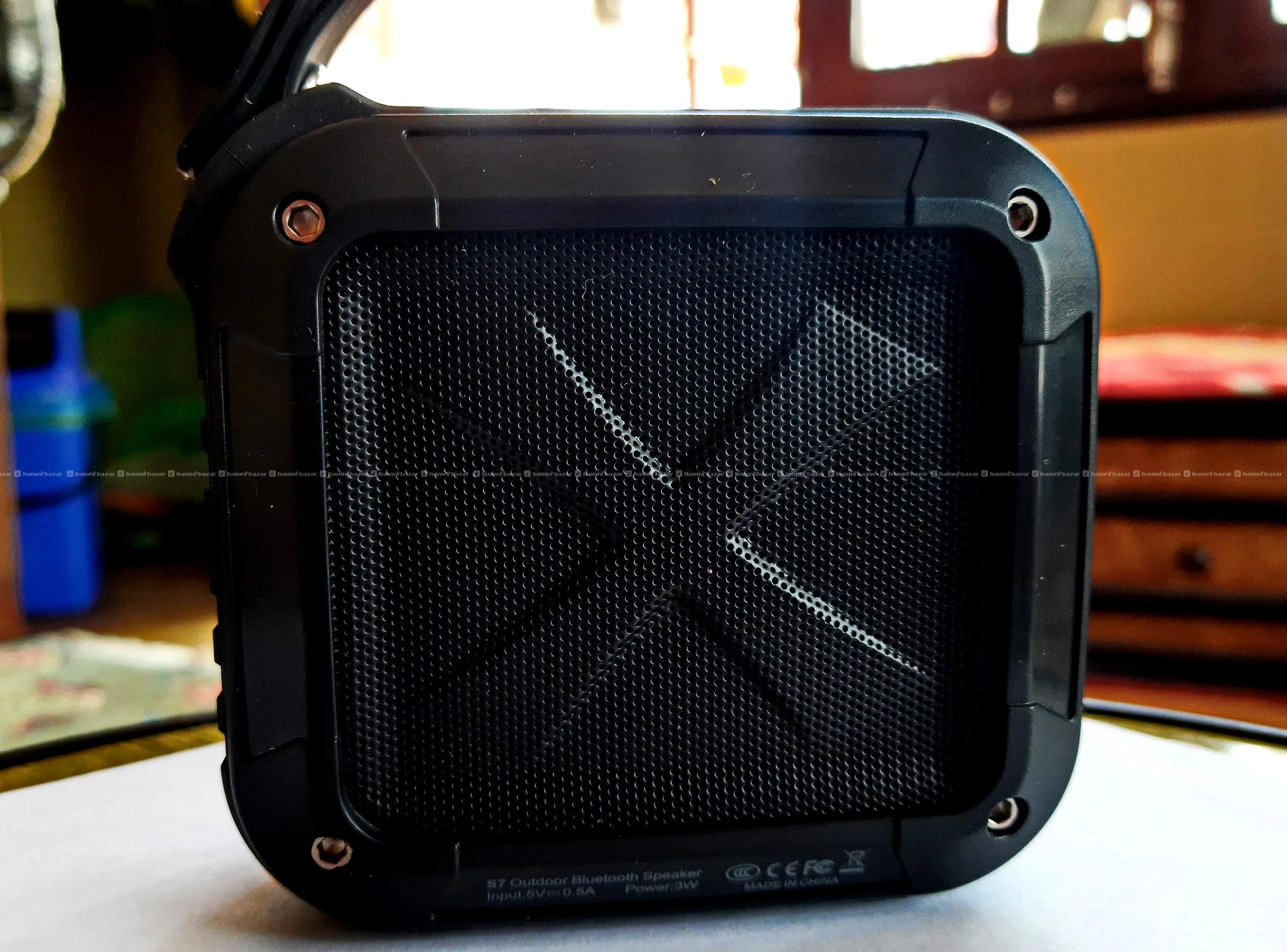Bluetooth Speakers and FM Radio 4