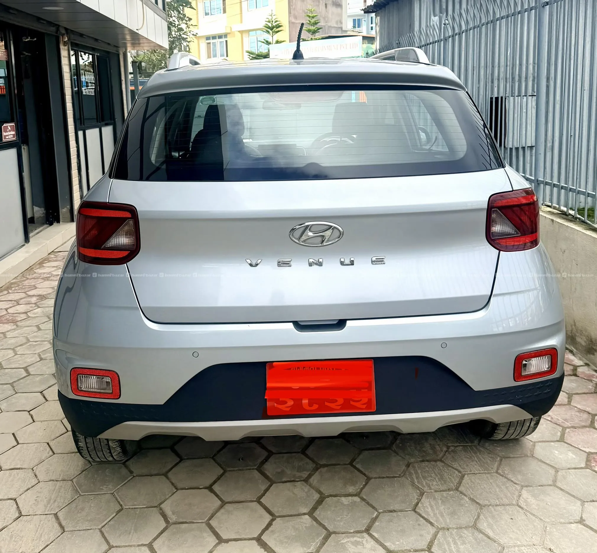 newlike 2021 hyundai venue 1.2 60% finance 26k km 4