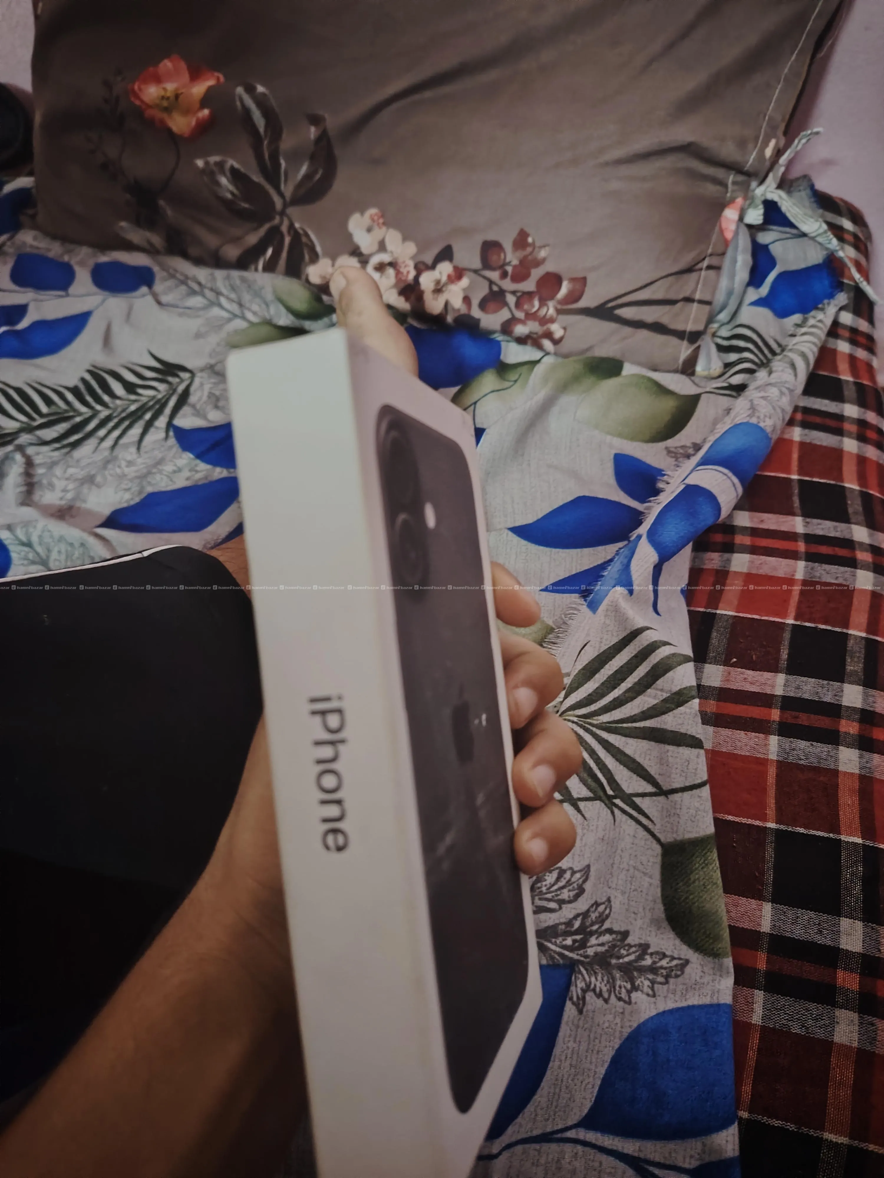 urgent sell for iphone 16 128g in all good cond 3