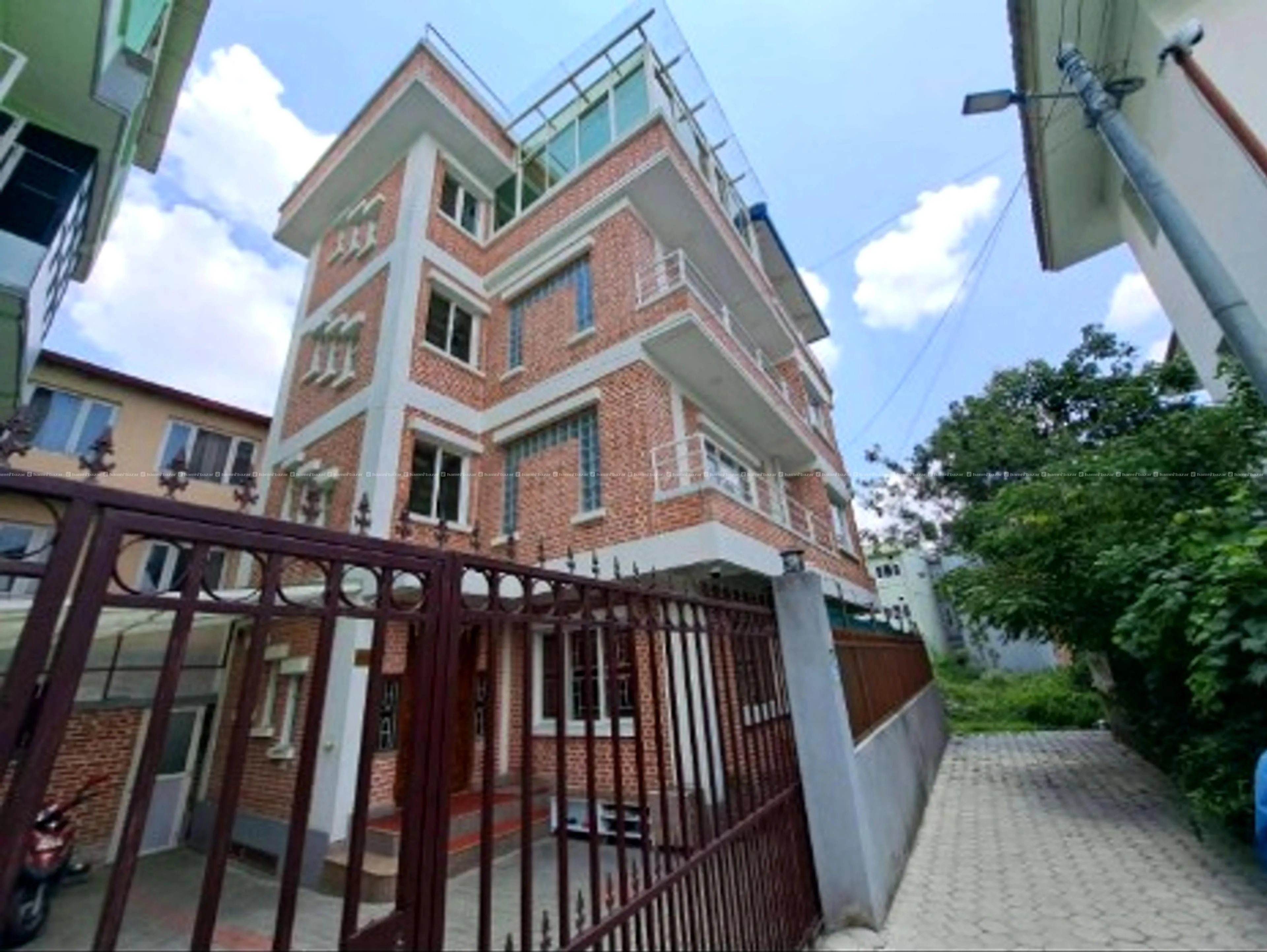 Fully Furnished 2 BHK Flat in Dhumbarahi