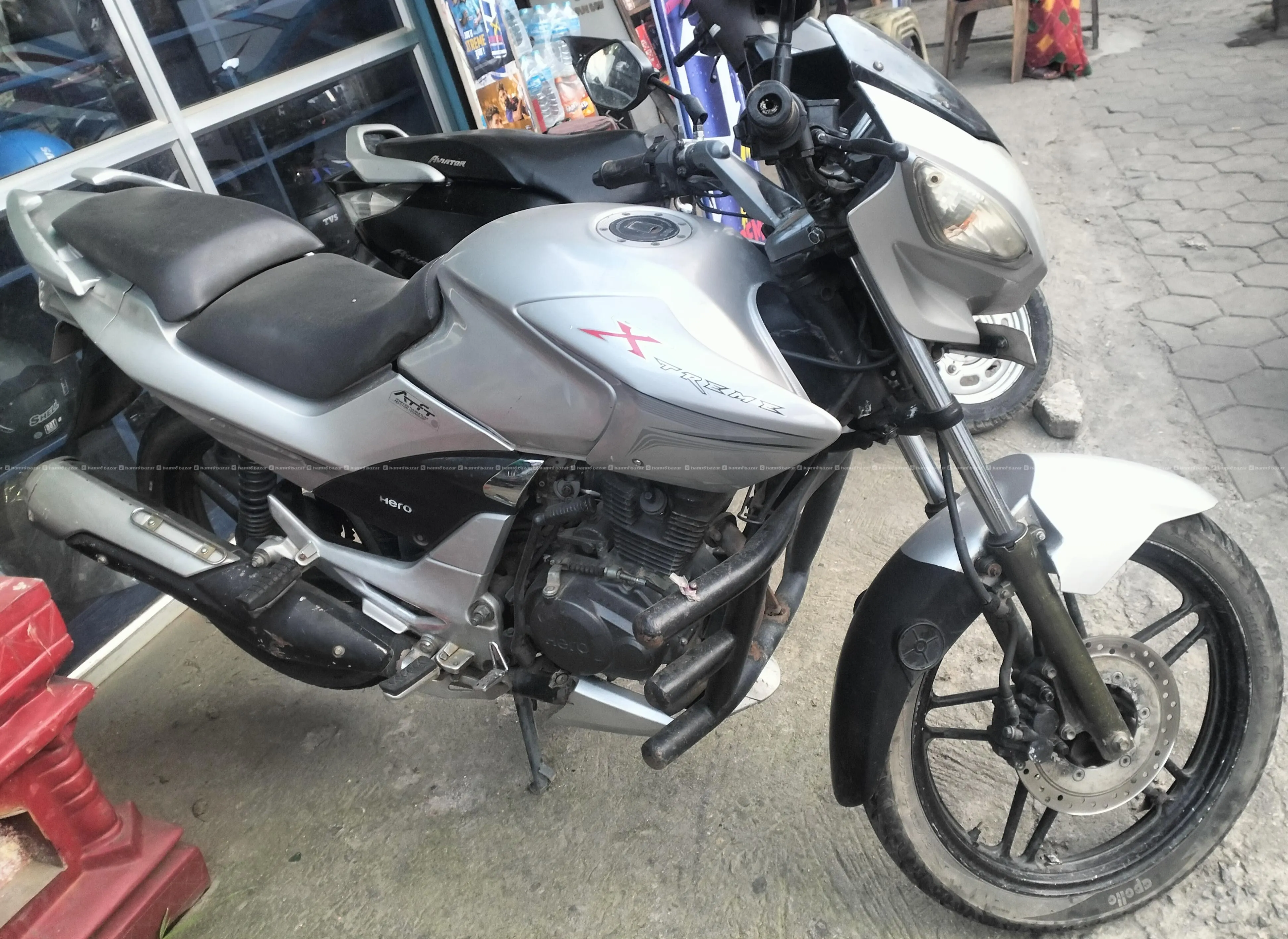 hero Cbz extreme on sale 2