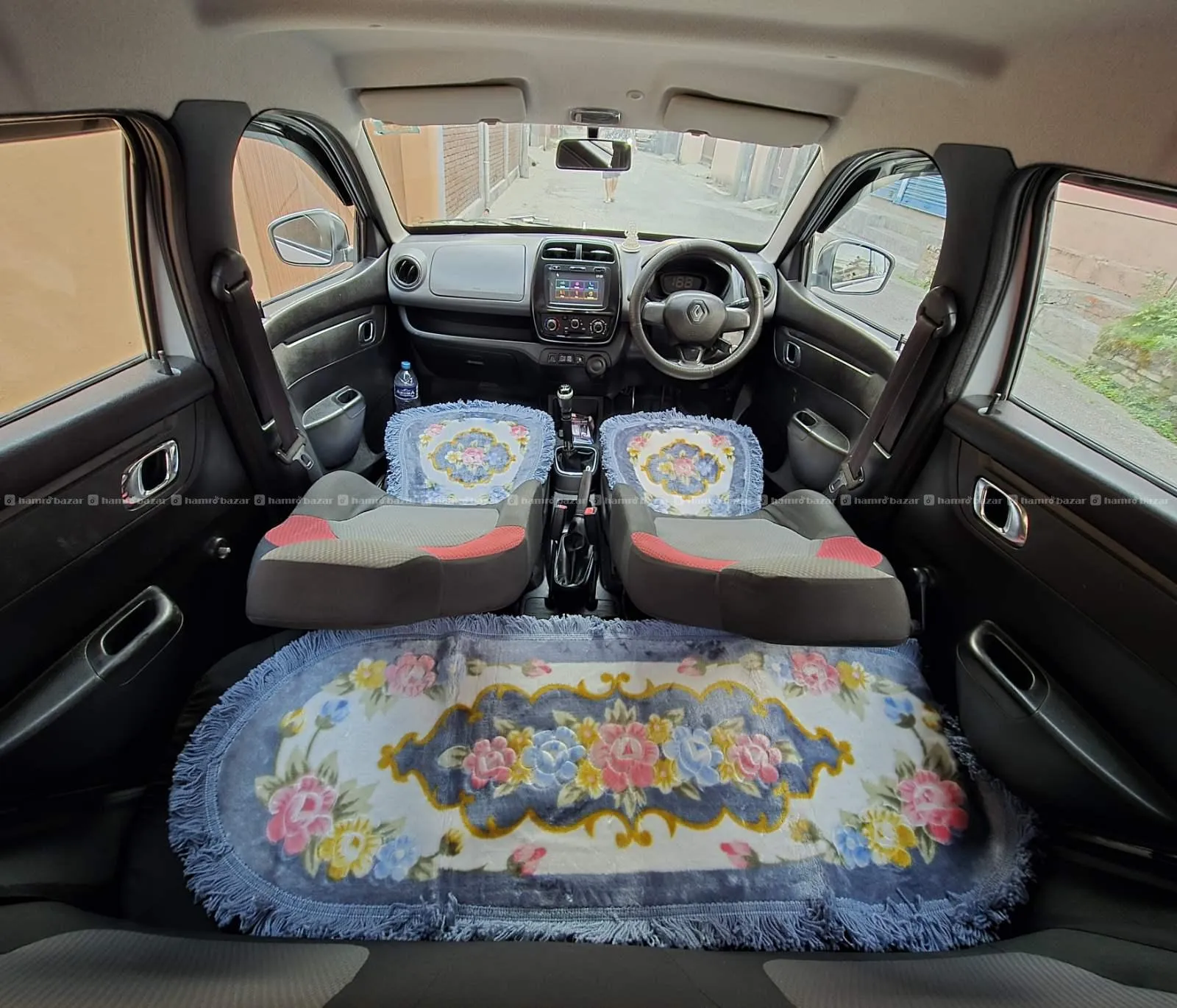 OLD MAN USED ONE HAND RENAULT KWID RXT'O 1.0 3