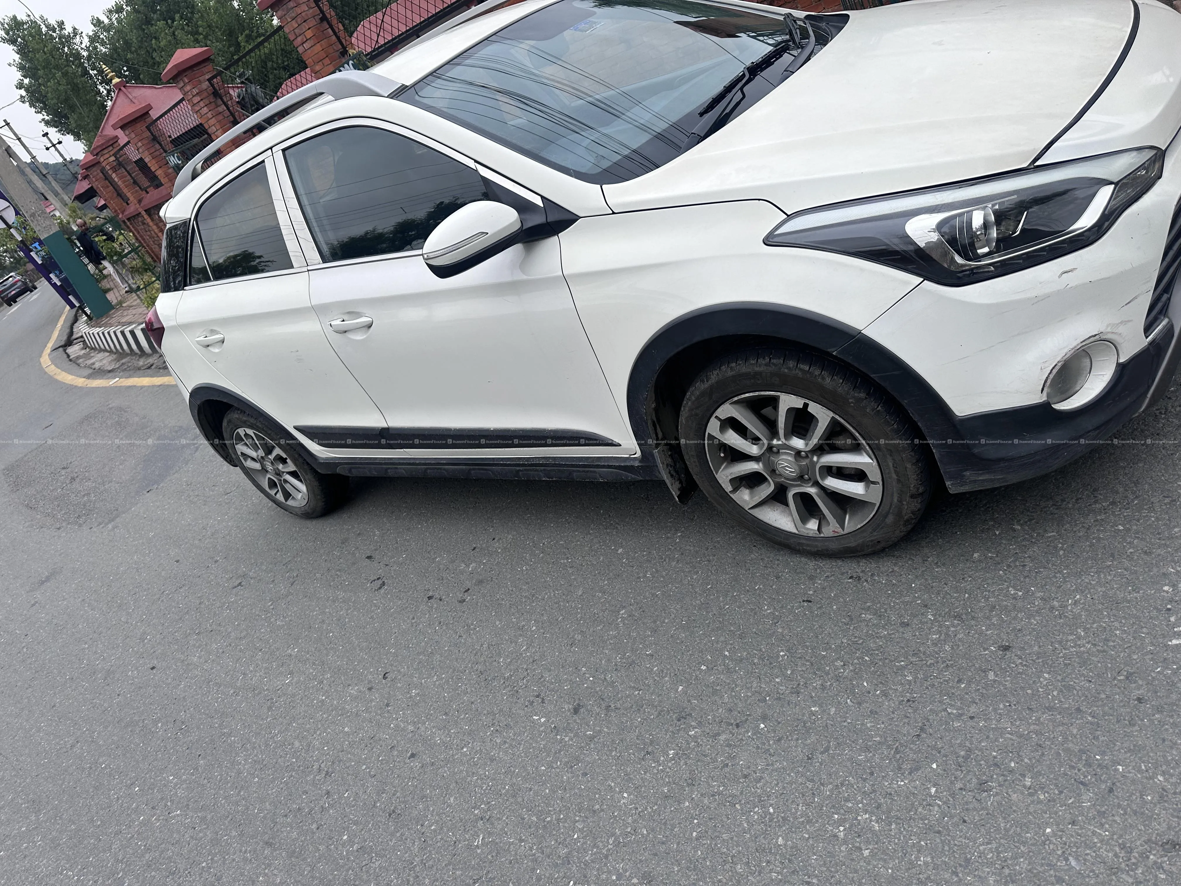 Hyundai i20 Actives Single handed 3