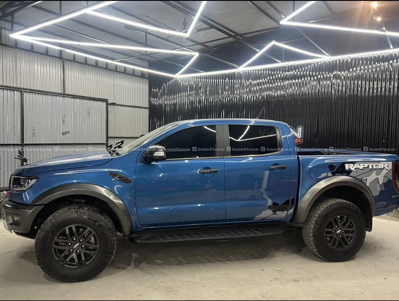 Ford Raptor 2022 single hand (Automatic)