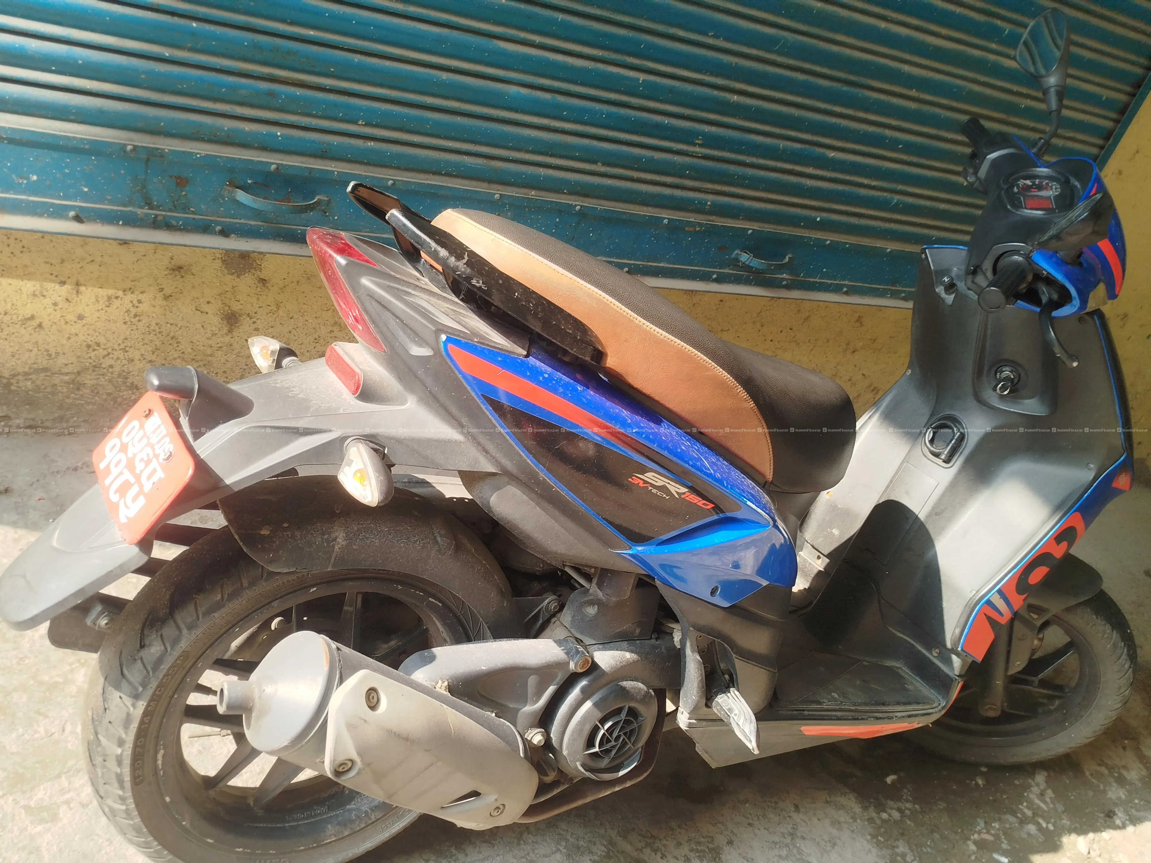 Aprila Scooter 4