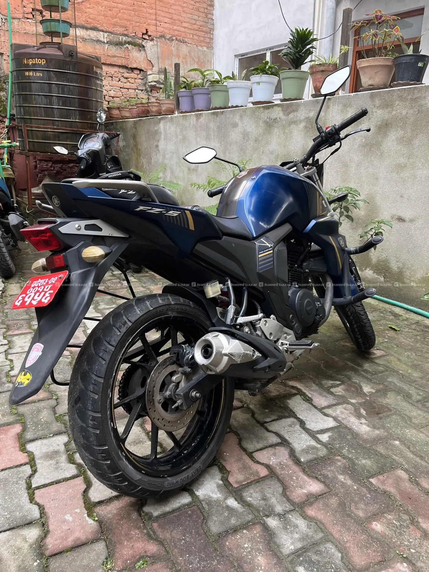 YAMAHA FZS V2 Bike 102 Lot on Sale 3