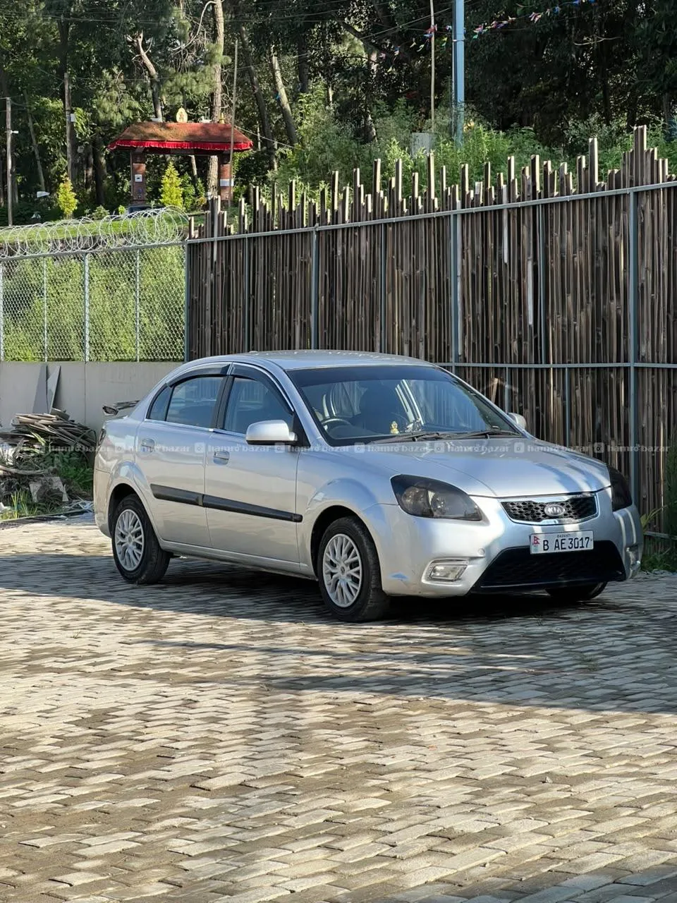 KIA RIO LUXURIOUS SEDAN CAR 2