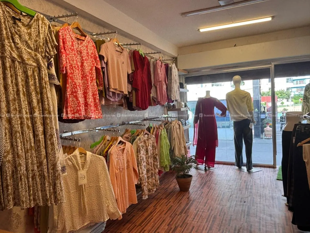 Women Clothing Store 3
