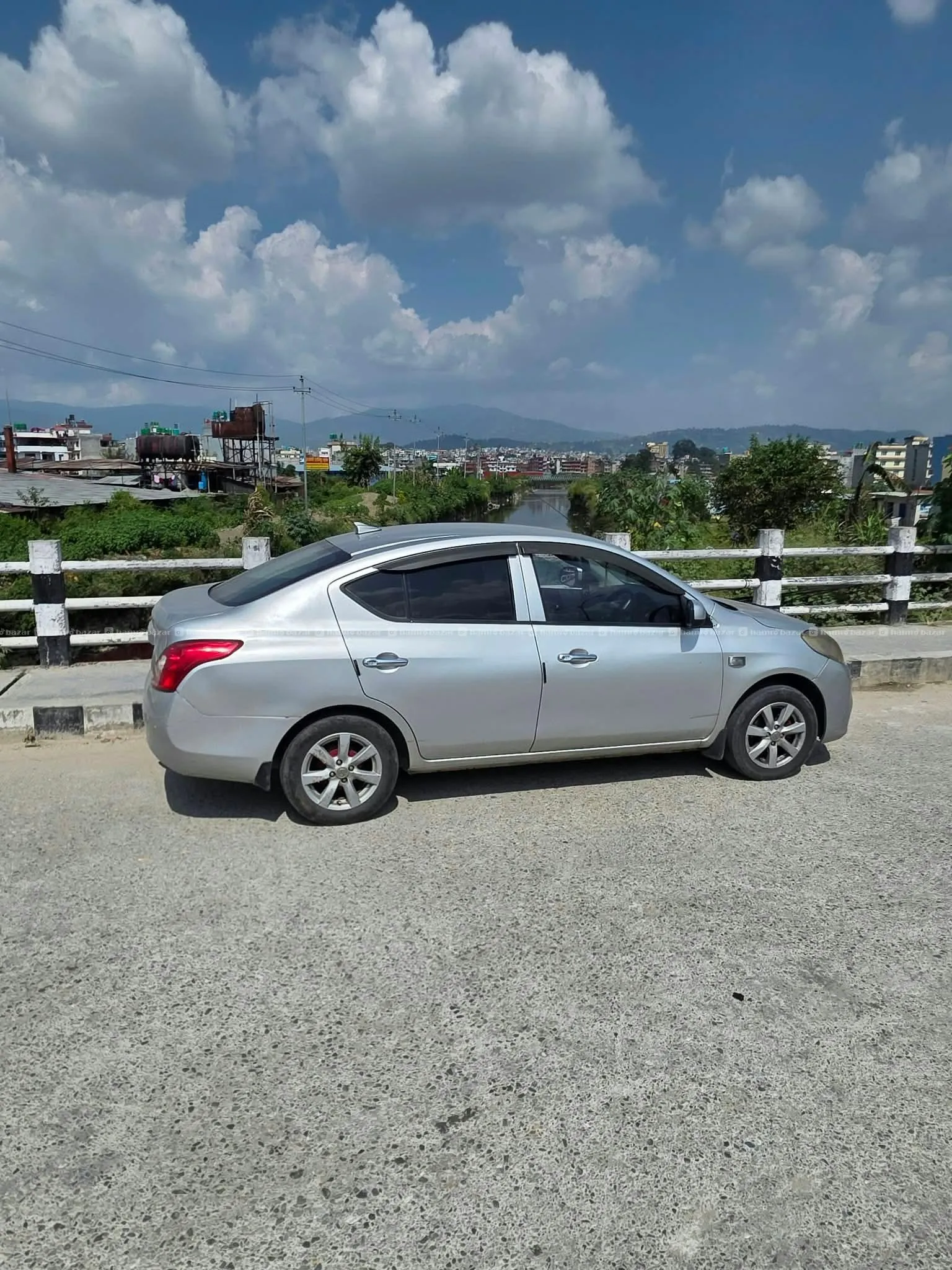 Nissan sunny 2013 model
