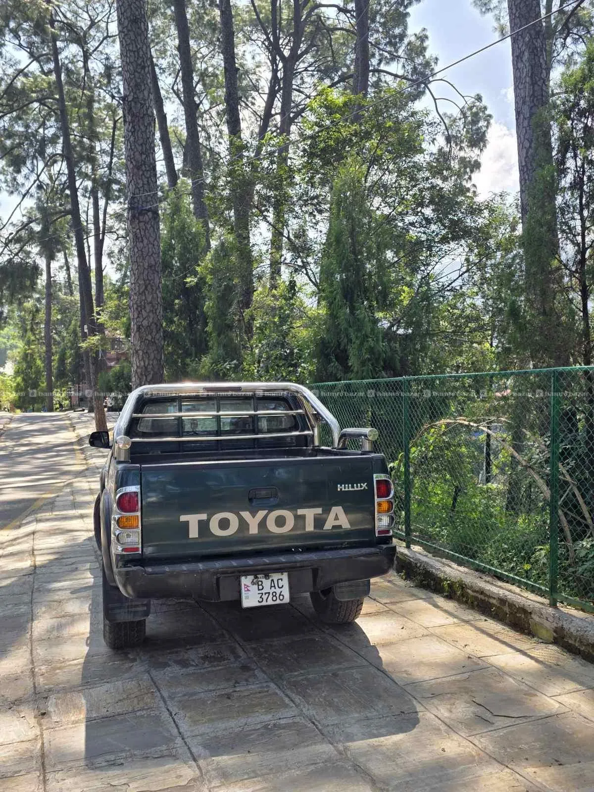 Hilux 7