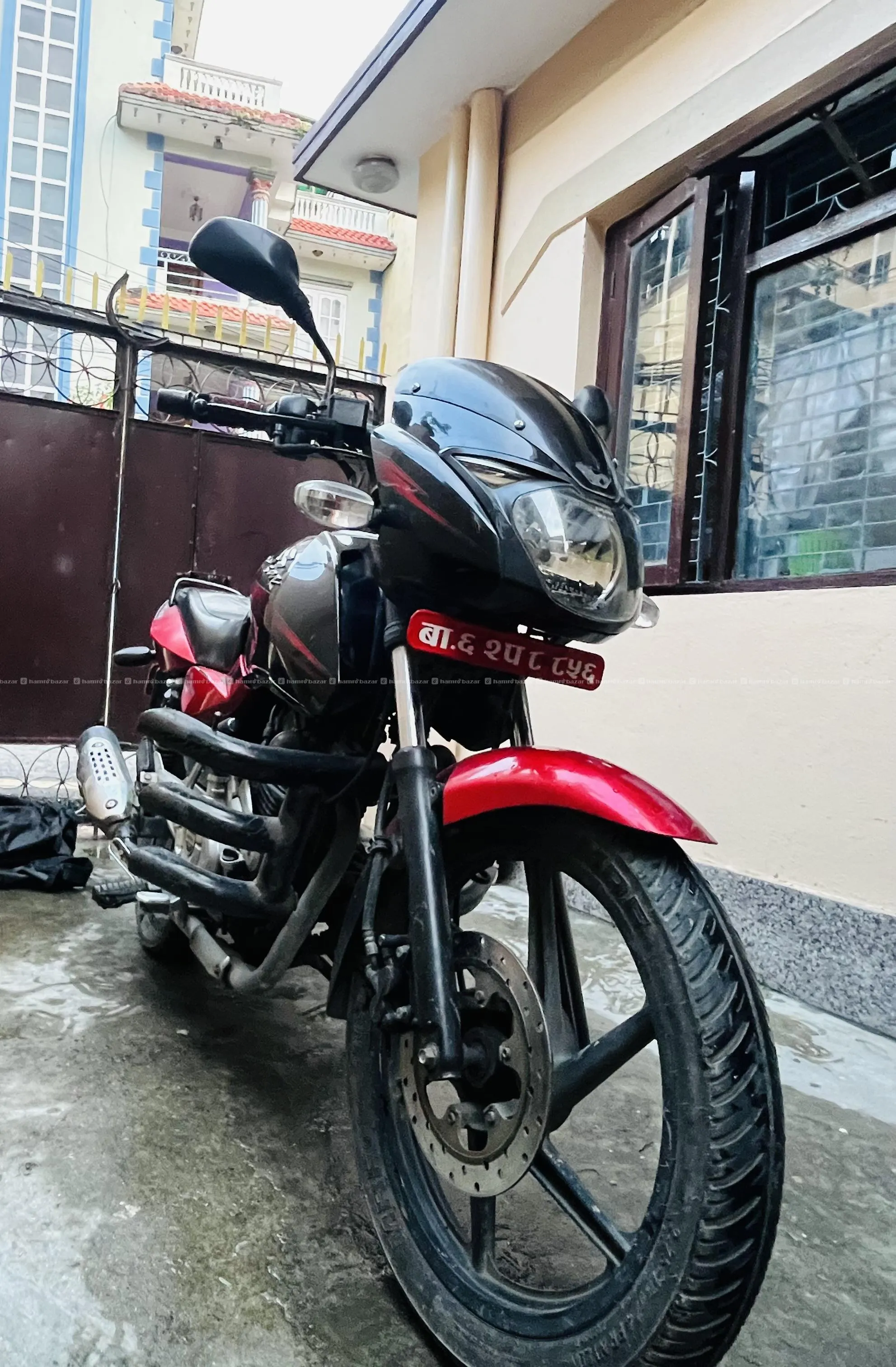Pulsar 150 on bumper sale. In just 95k(negotiable) 3