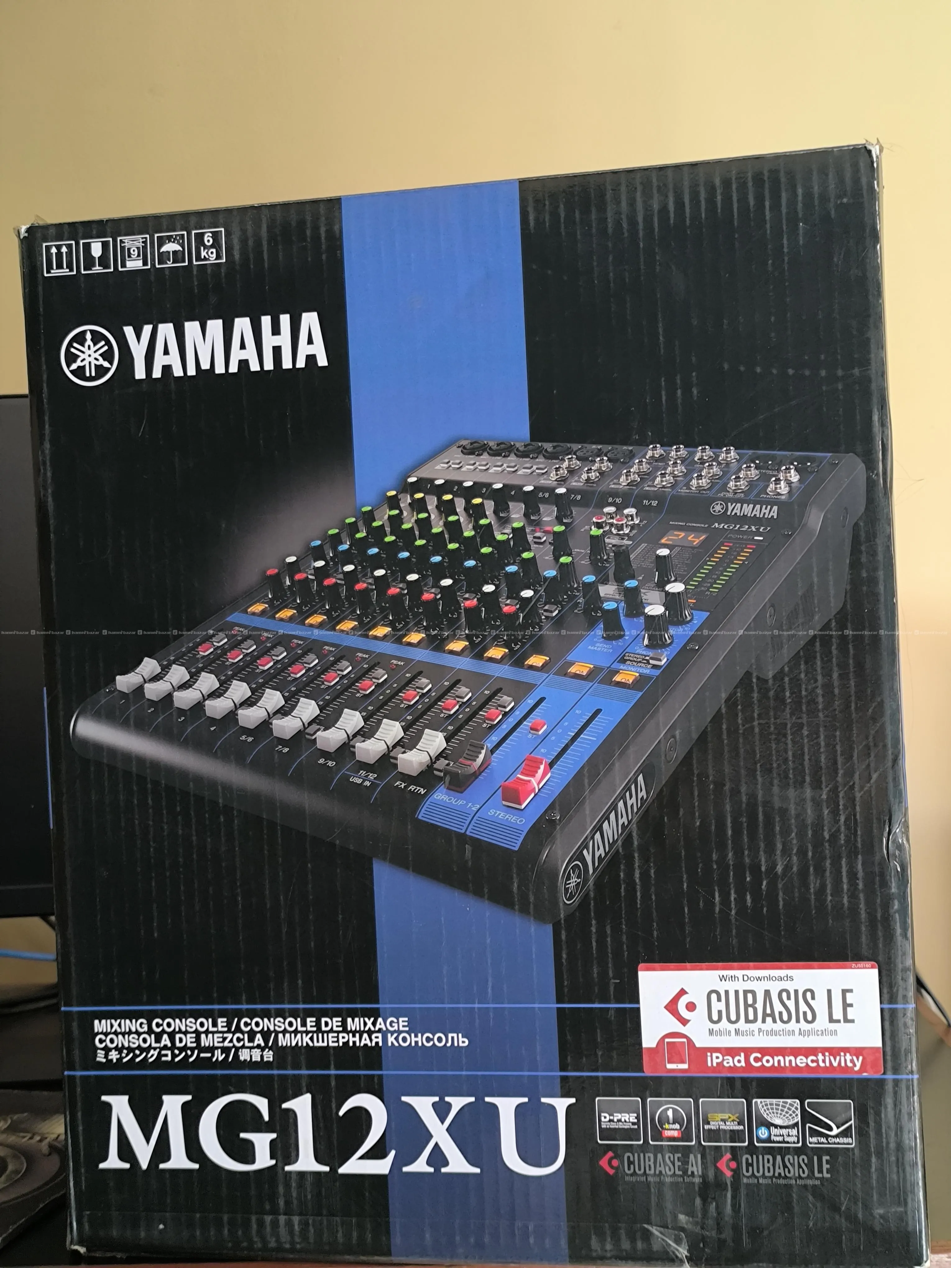Yamaha MG12XU 12-Input Mixer 6