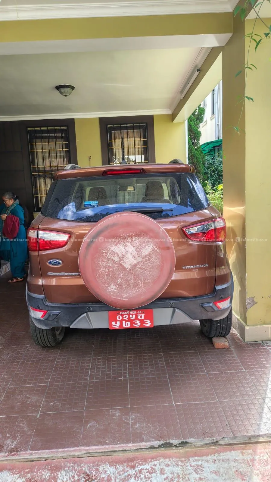 Eco Sport Titanium car with Sun roof