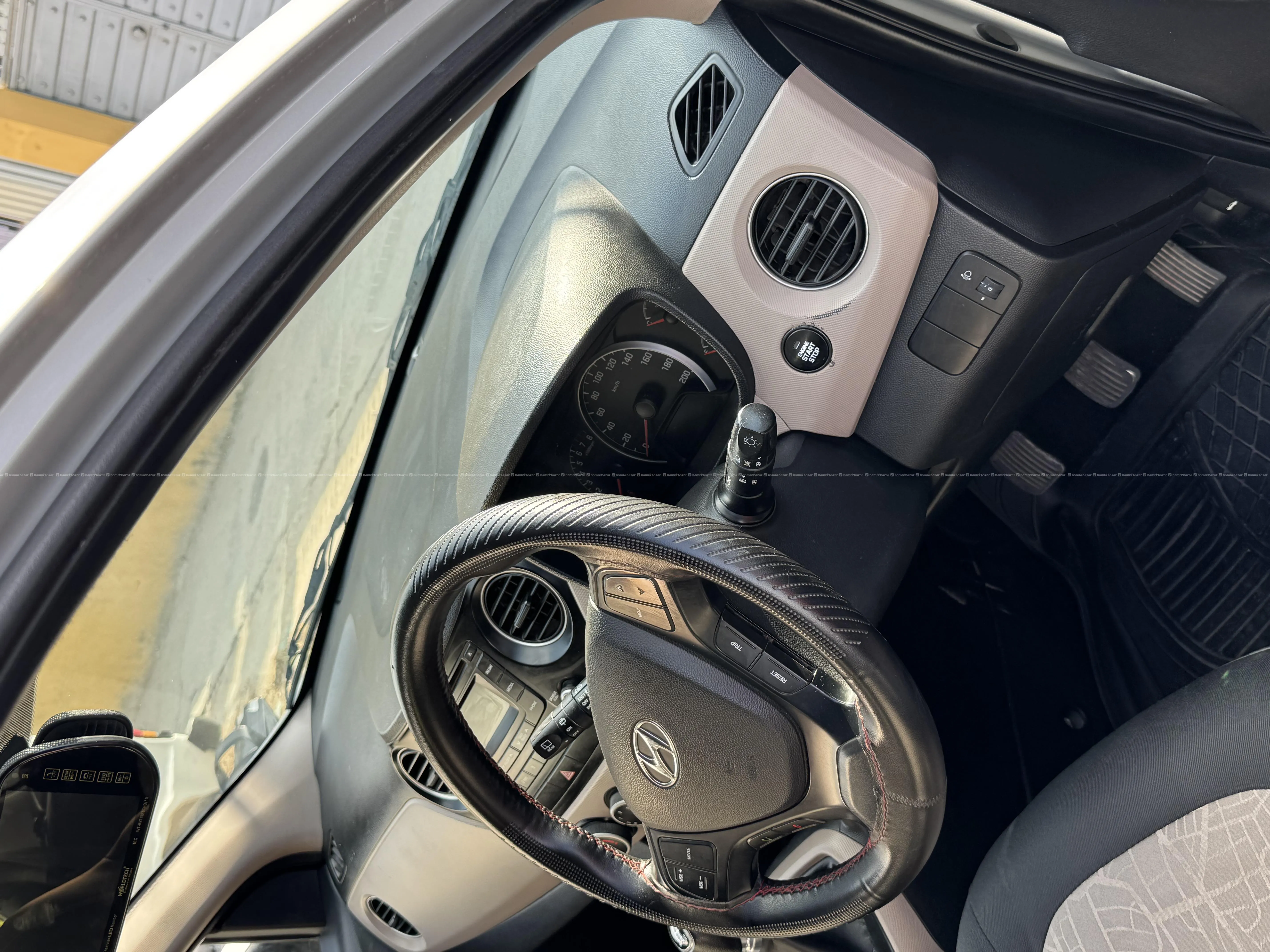 Hyundai grand i10 Asta 2015 Model 2
