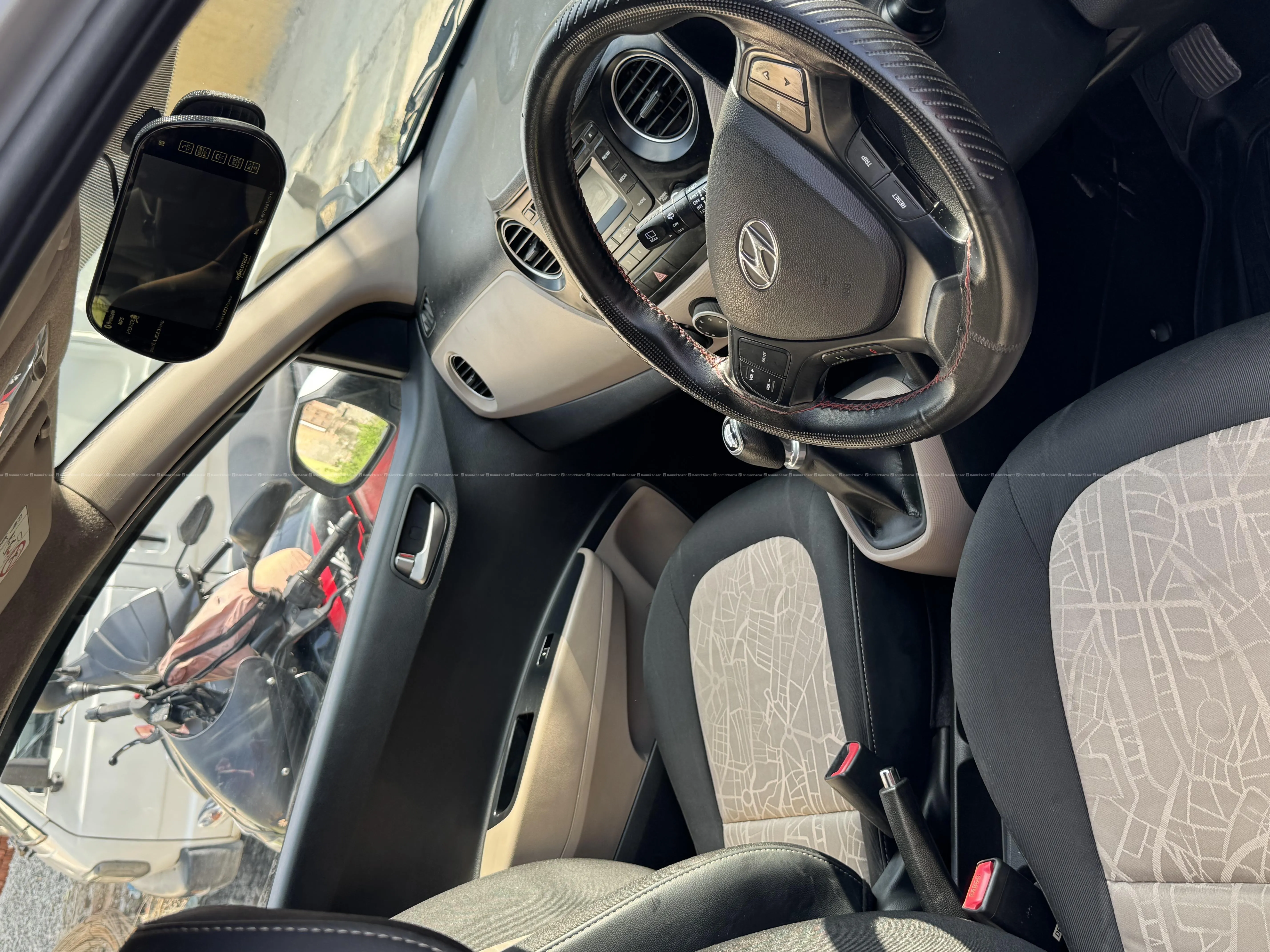 Hyundai grand i10 Asta 2015 Model 5