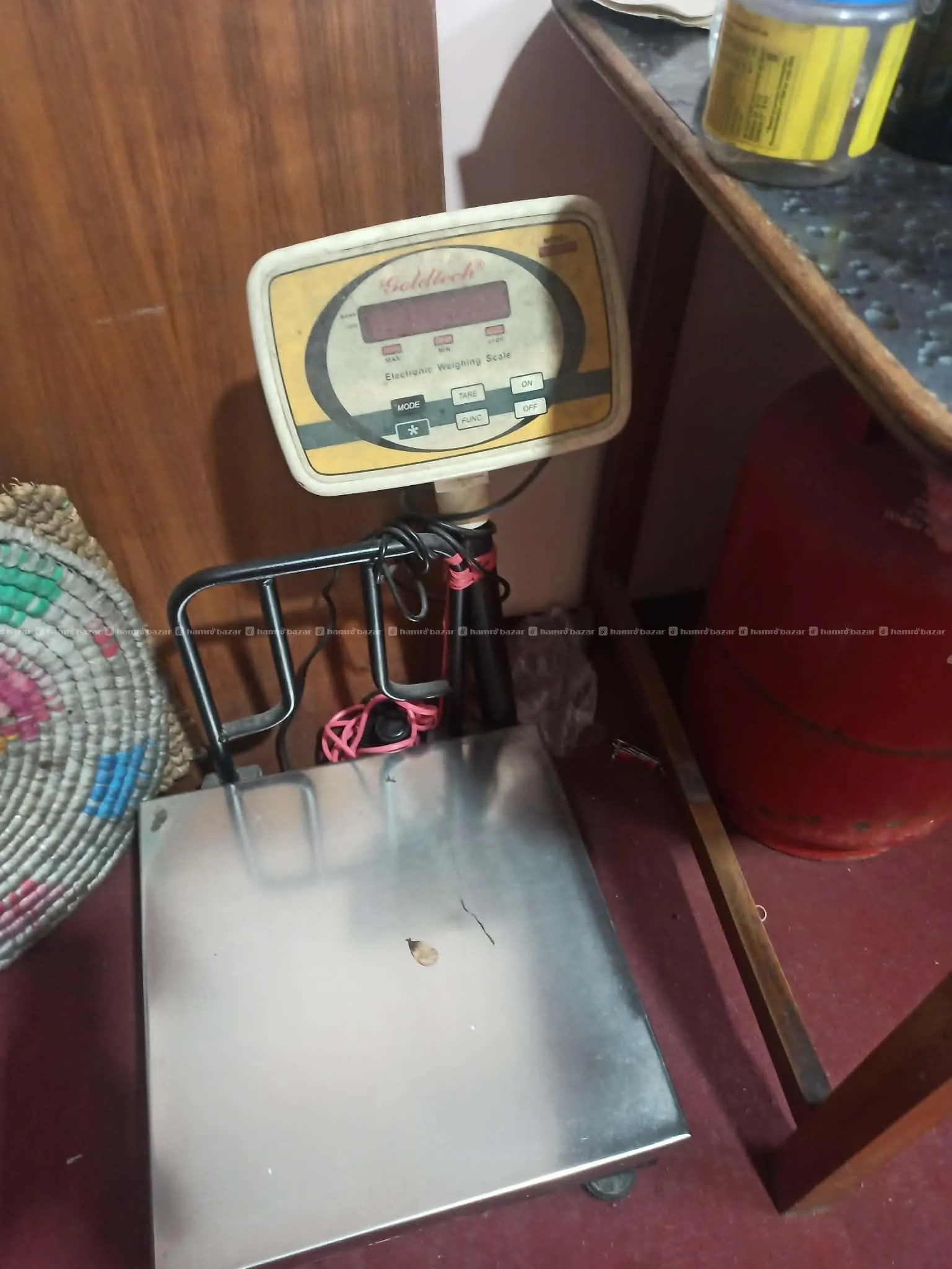 digital weighing scale