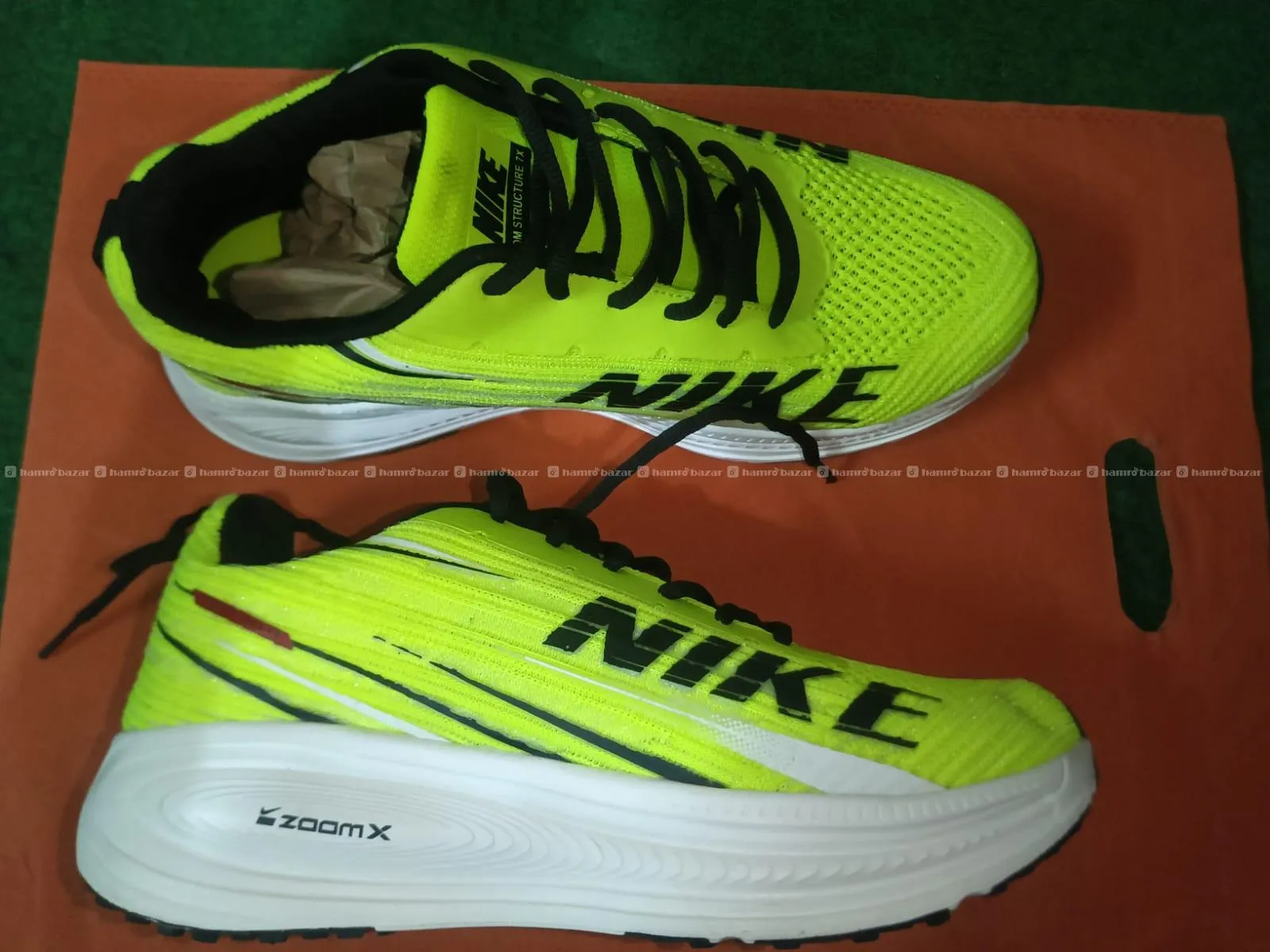 Nike Zoom X Running Shoe (Size 43.5)