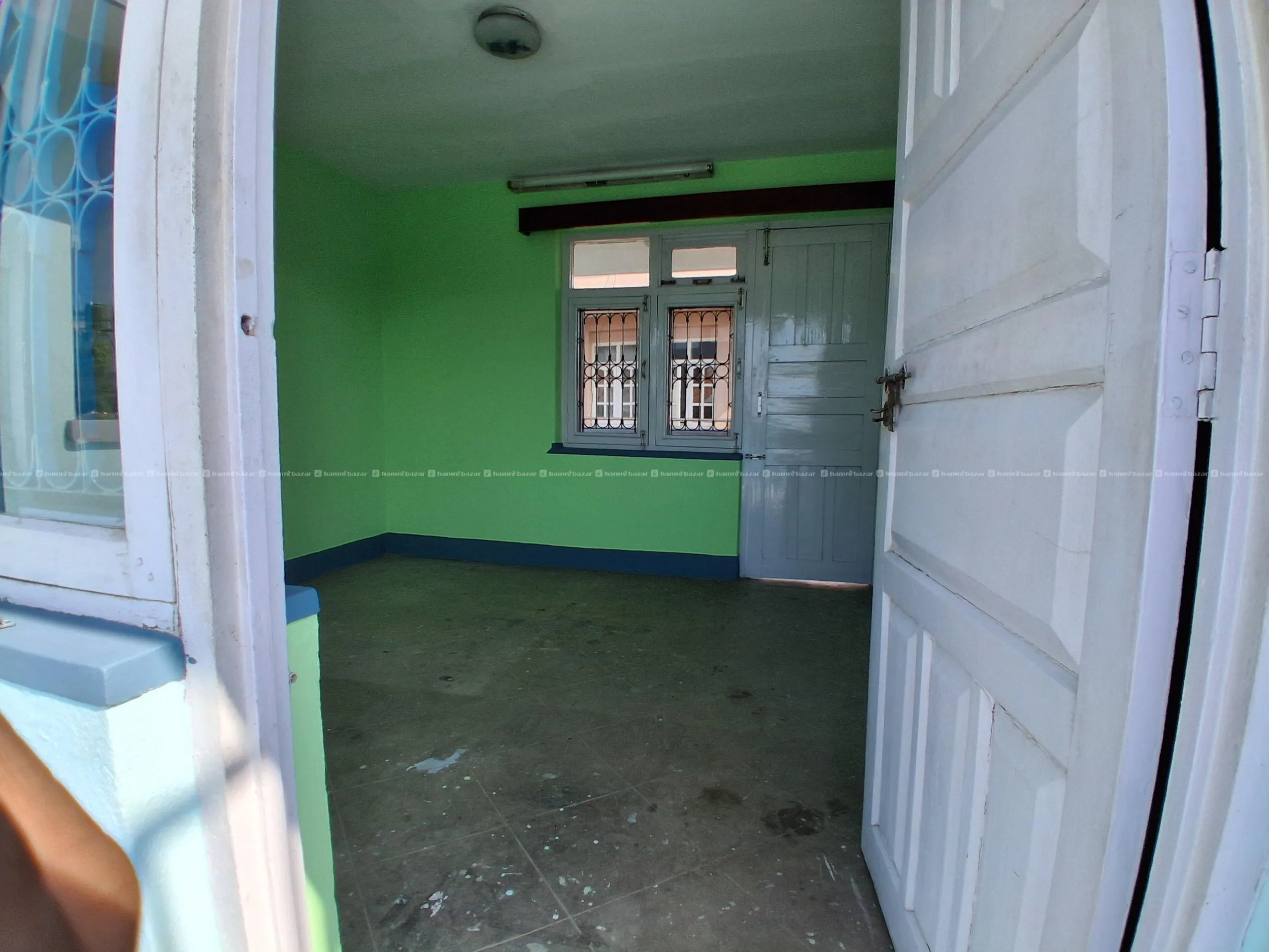 5Bedroom House Parking Space Available For Rent 7