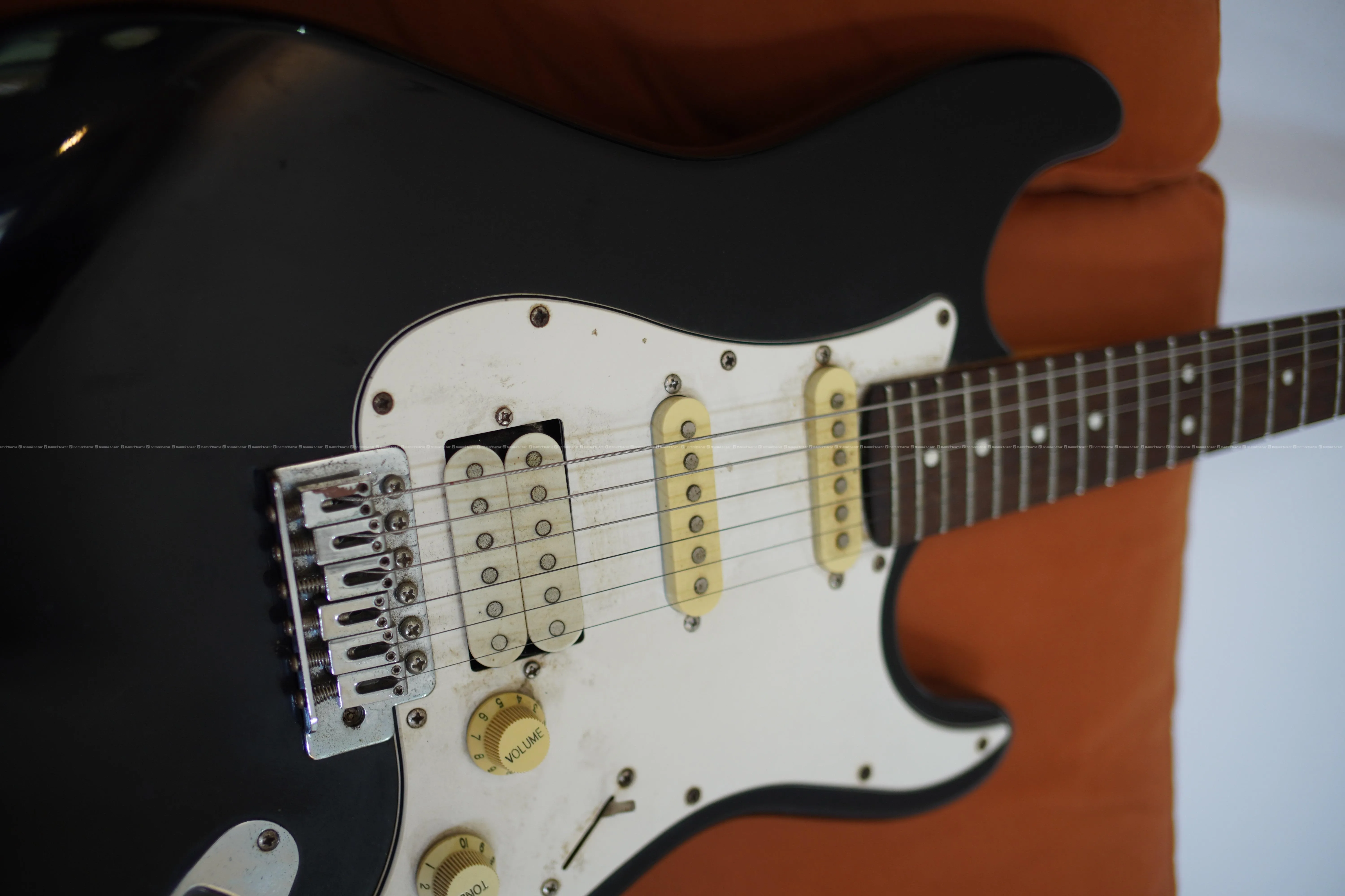 Vault ST1 Premium Electric Guitar – Stratocaster 5