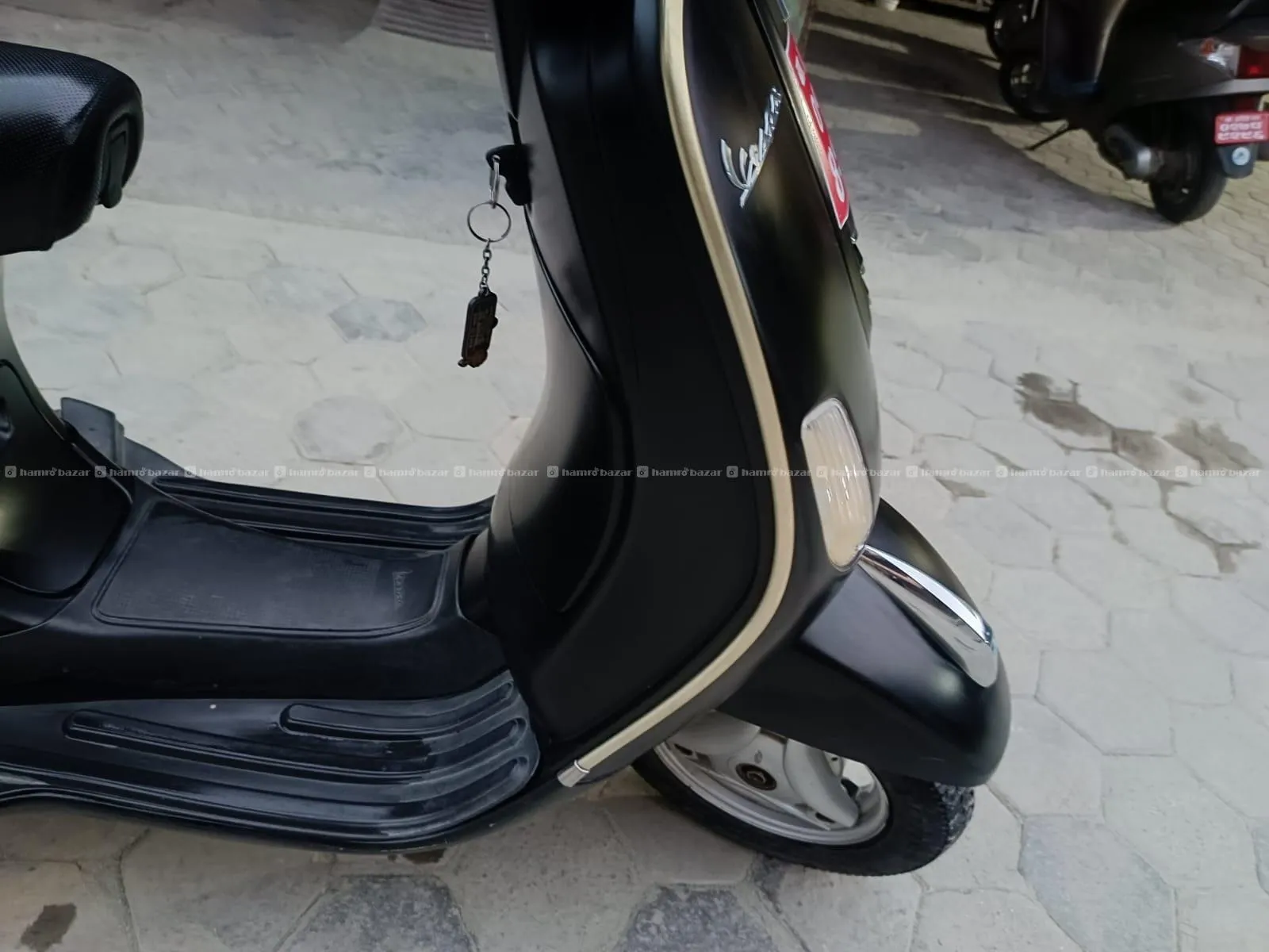 For Sale: Vespa LX-125 6