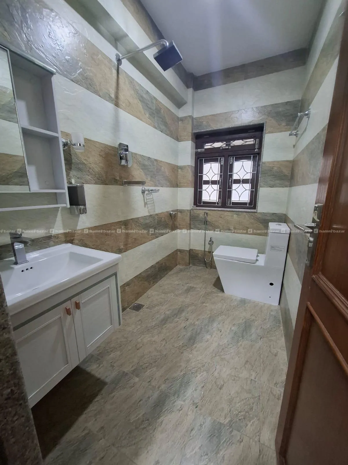 🏢 SPACIOUS FULL HOUSE ON RENT IN KALANKI, 3