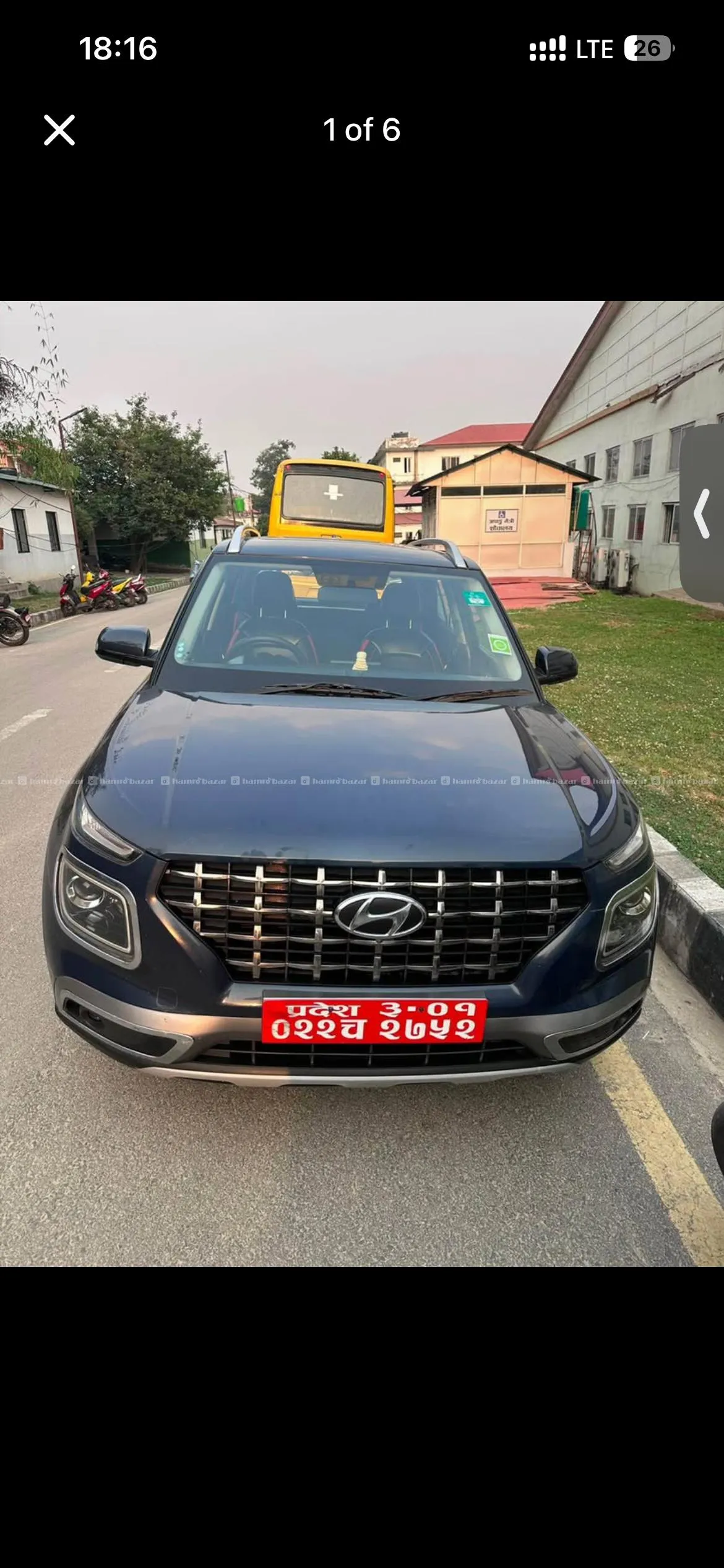 Hyundai Venue sx 2019 (Sunroof) top variant