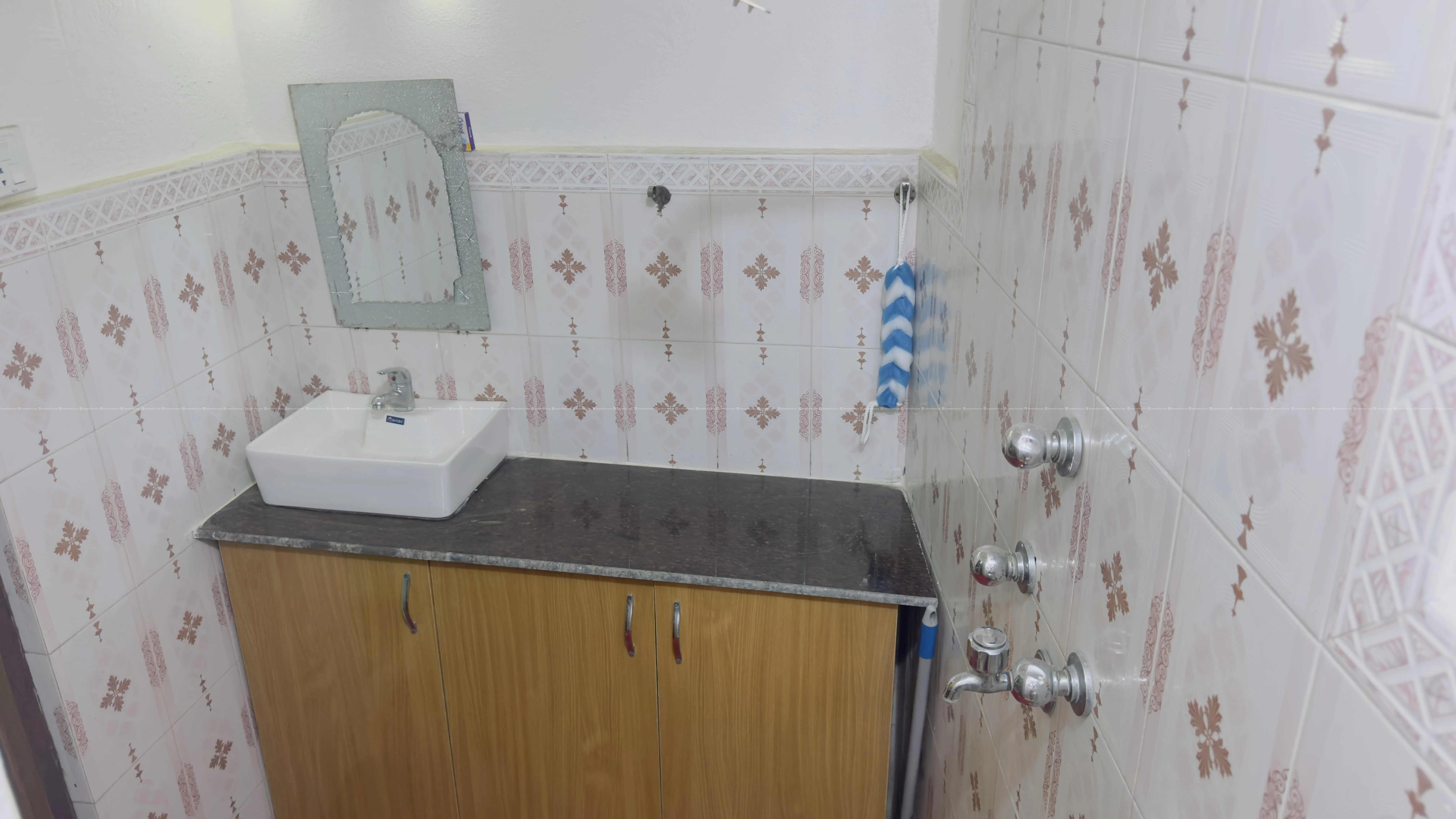 Furnished 2-Bedroom Apartment for Rent 5