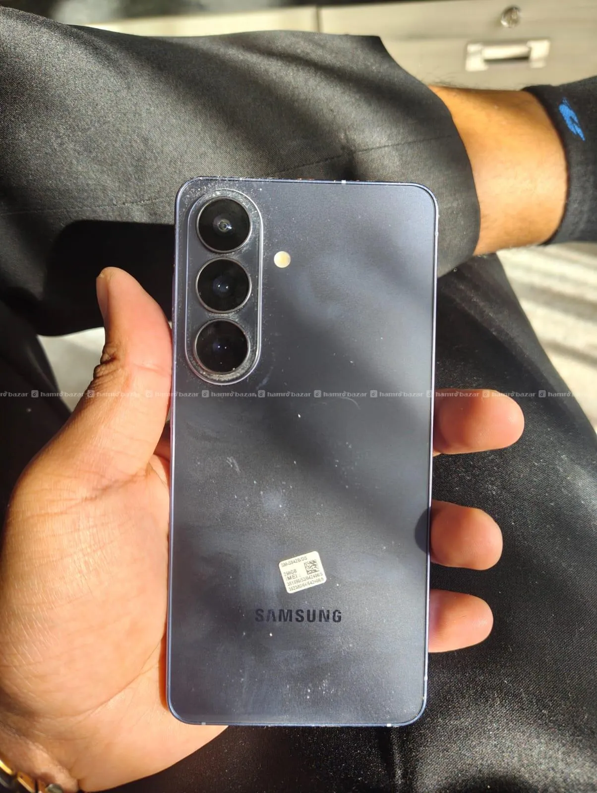 brand new s26 256gb with bill and box