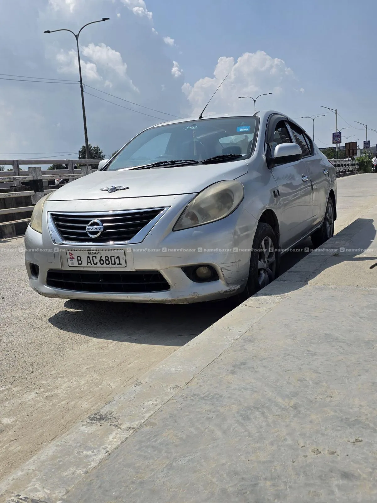 Nissan sunny 2013 model 4