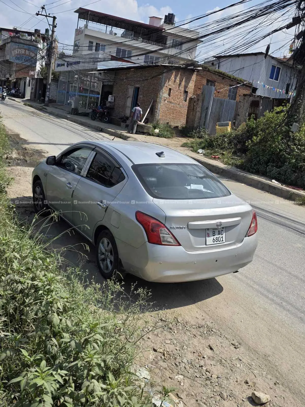 Nissan sunny 2013 model 5