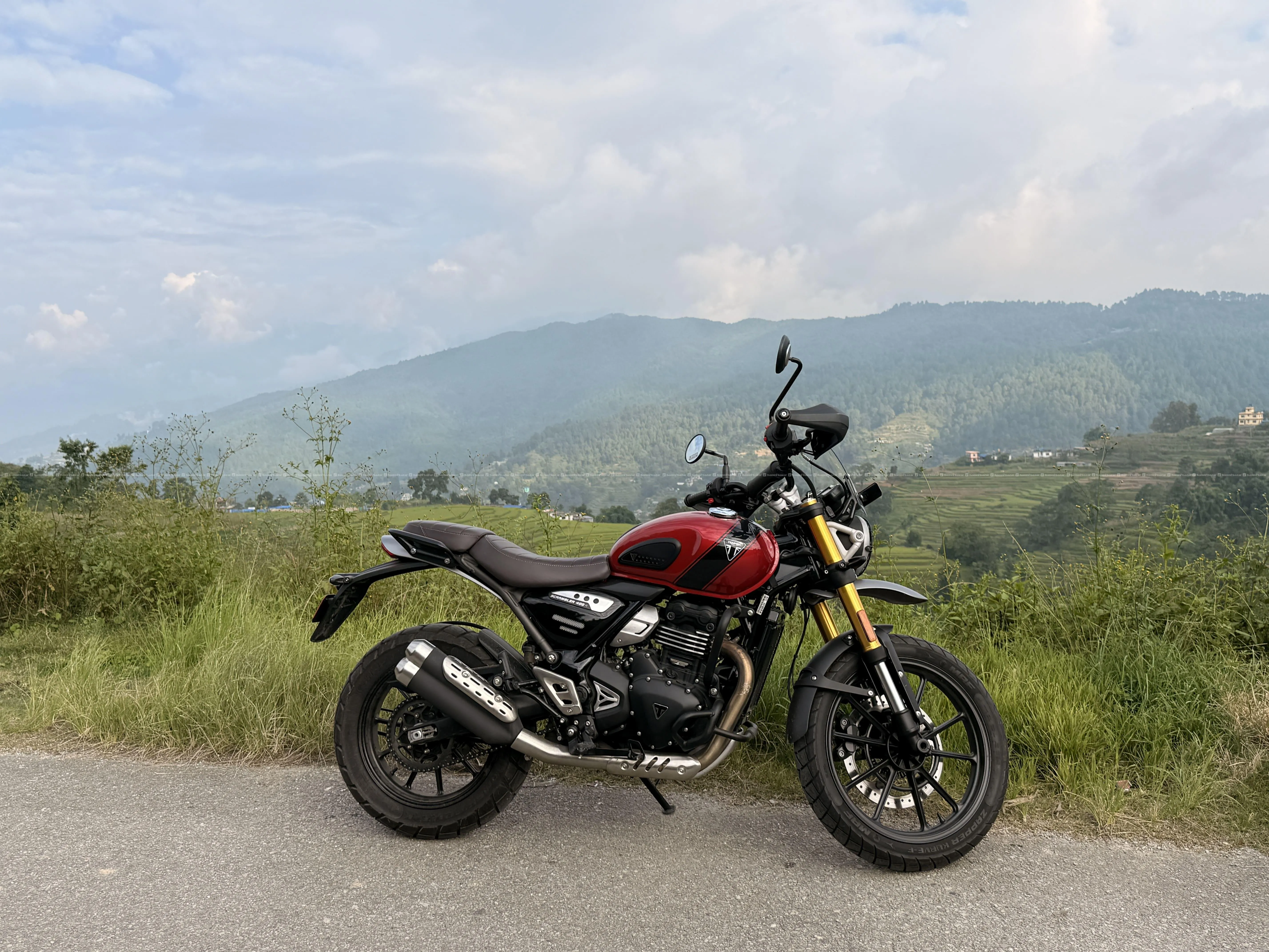Triumph 400x