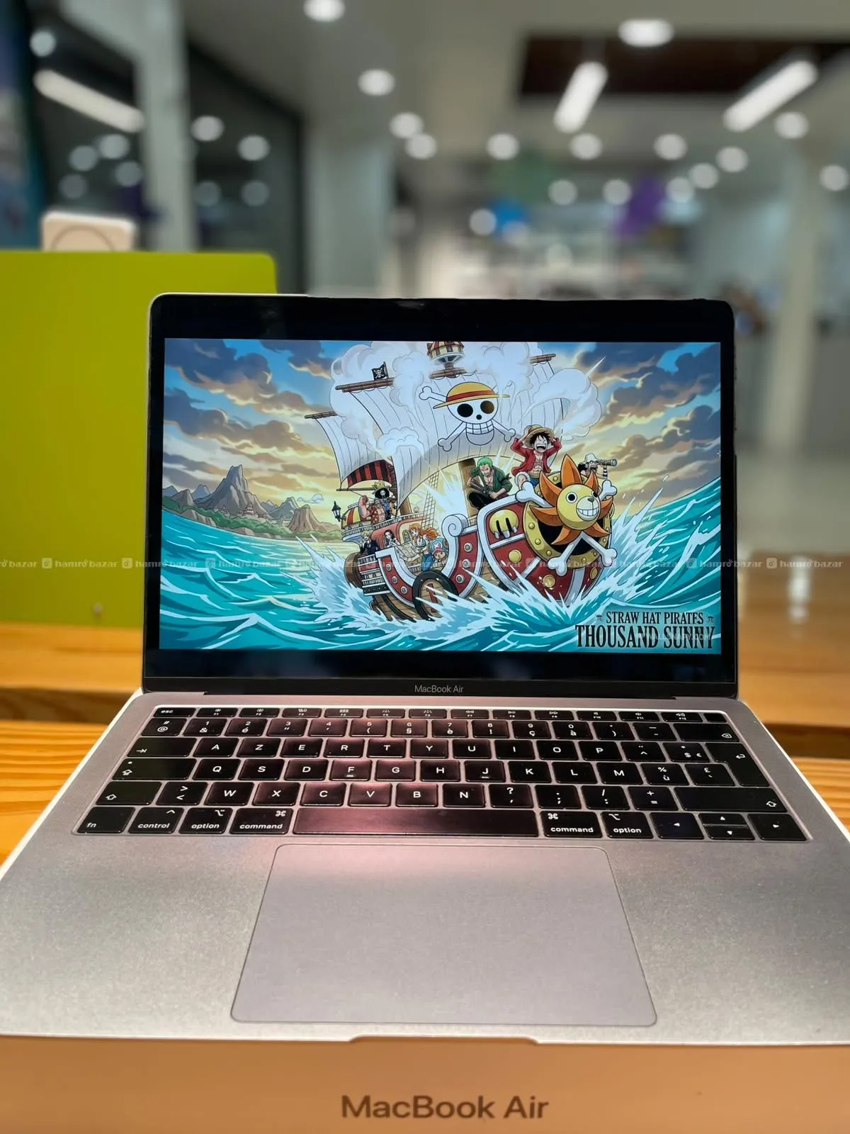 Macbook Air 16/256GB - 13" Display